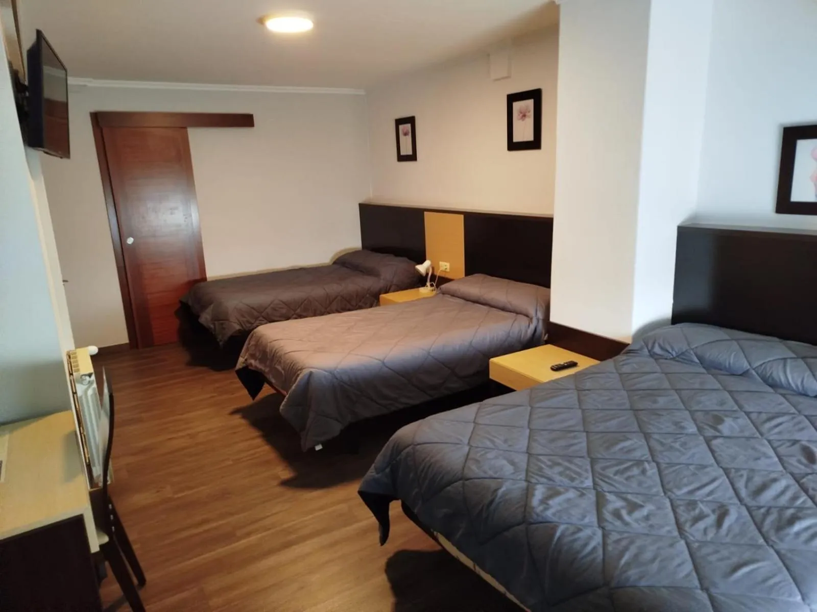 Bed in Hotel Canaima Bruma 1,5 k Camino