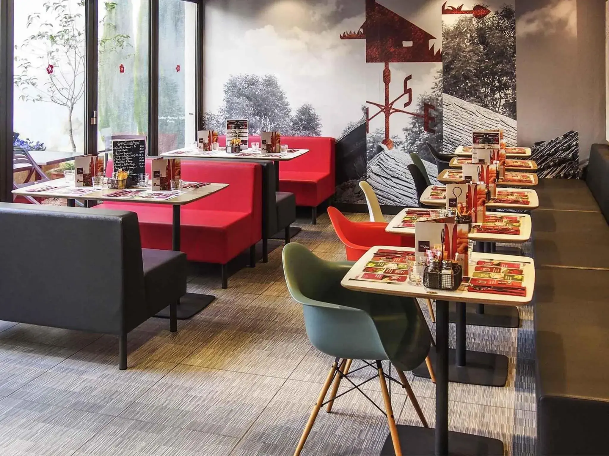 Restaurant/places to eat in ibis Marseille Timone Restaurant/places to eat in ibis Marseille Timone