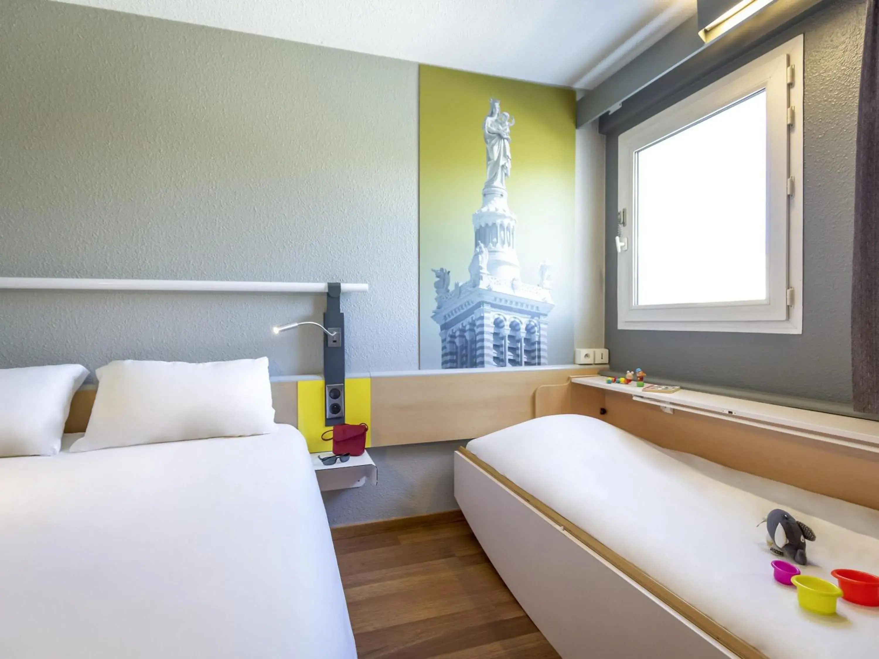 Bedroom, Bed in ibis Marseille Timone Bedroom, Bed in ibis Marseille Timone