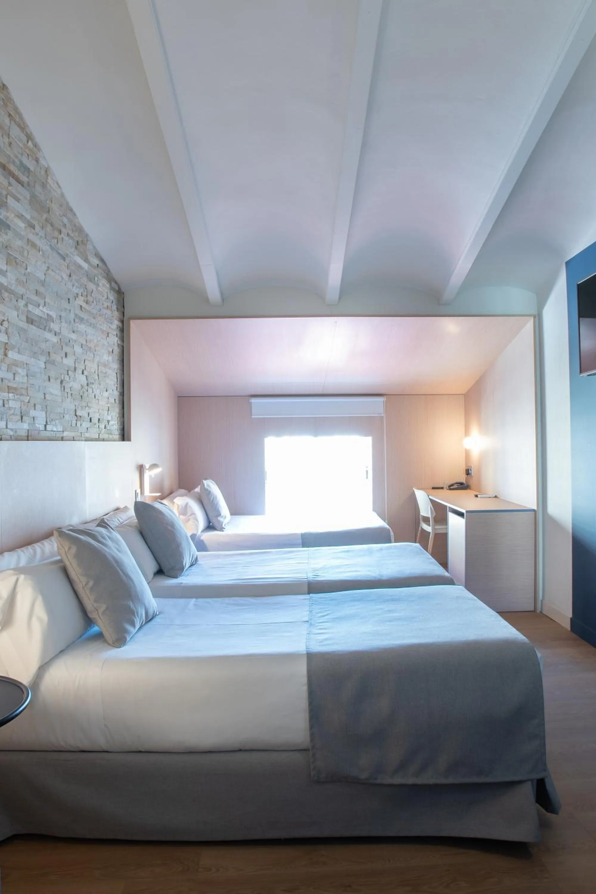 Bed in Olympia Consul del Mar