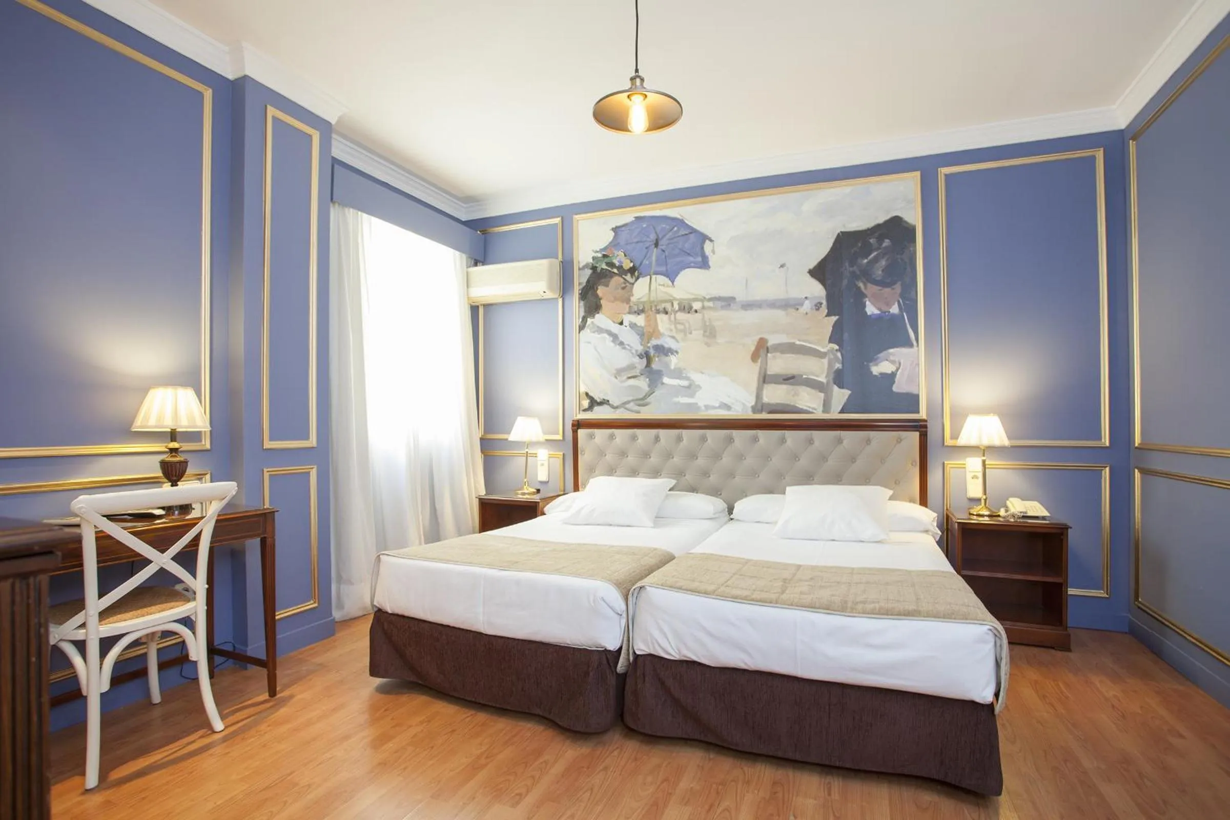 Twin Room in Olympia Consul del Mar