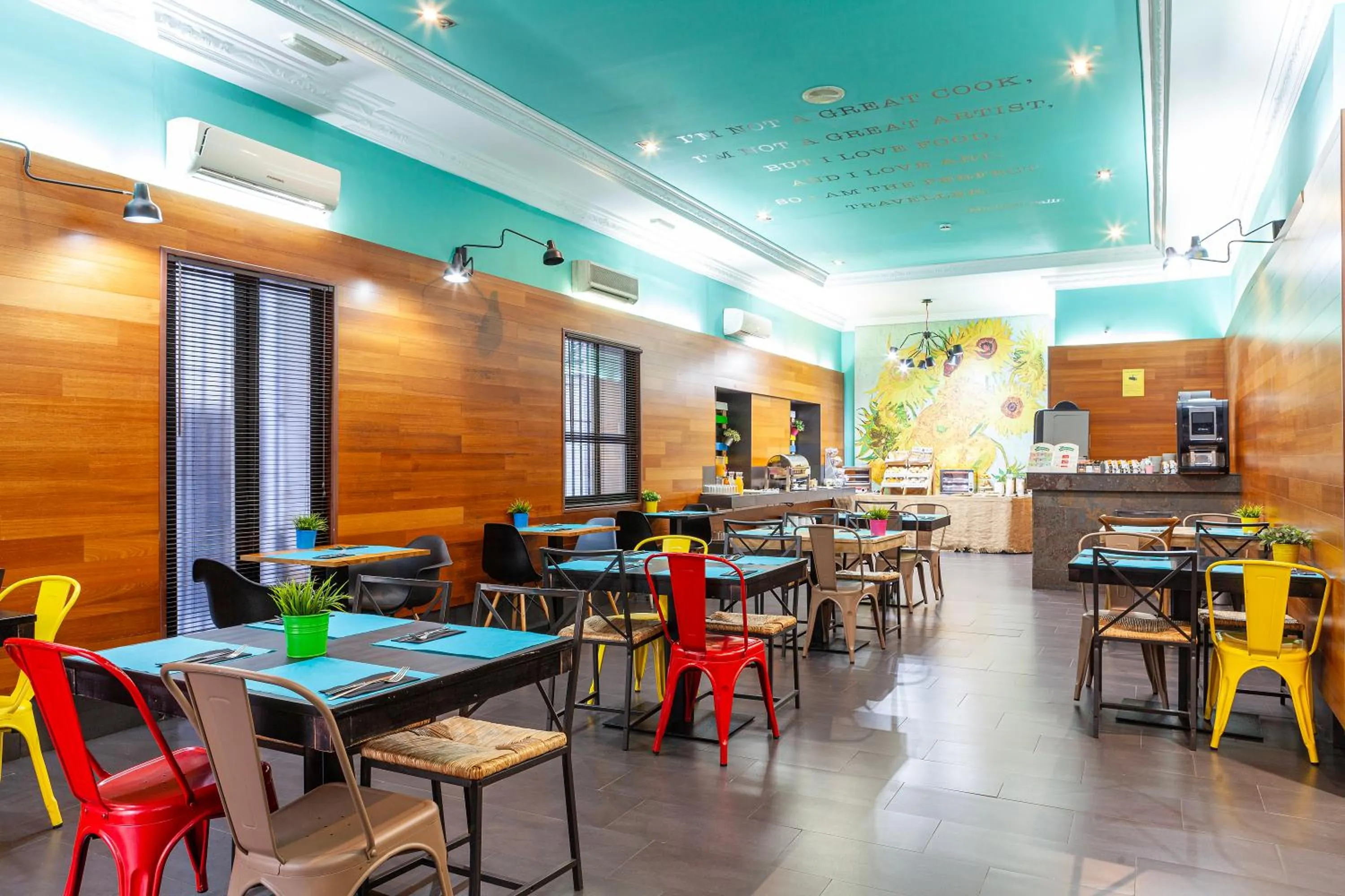 Breakfast in Olympia Consul del Mar