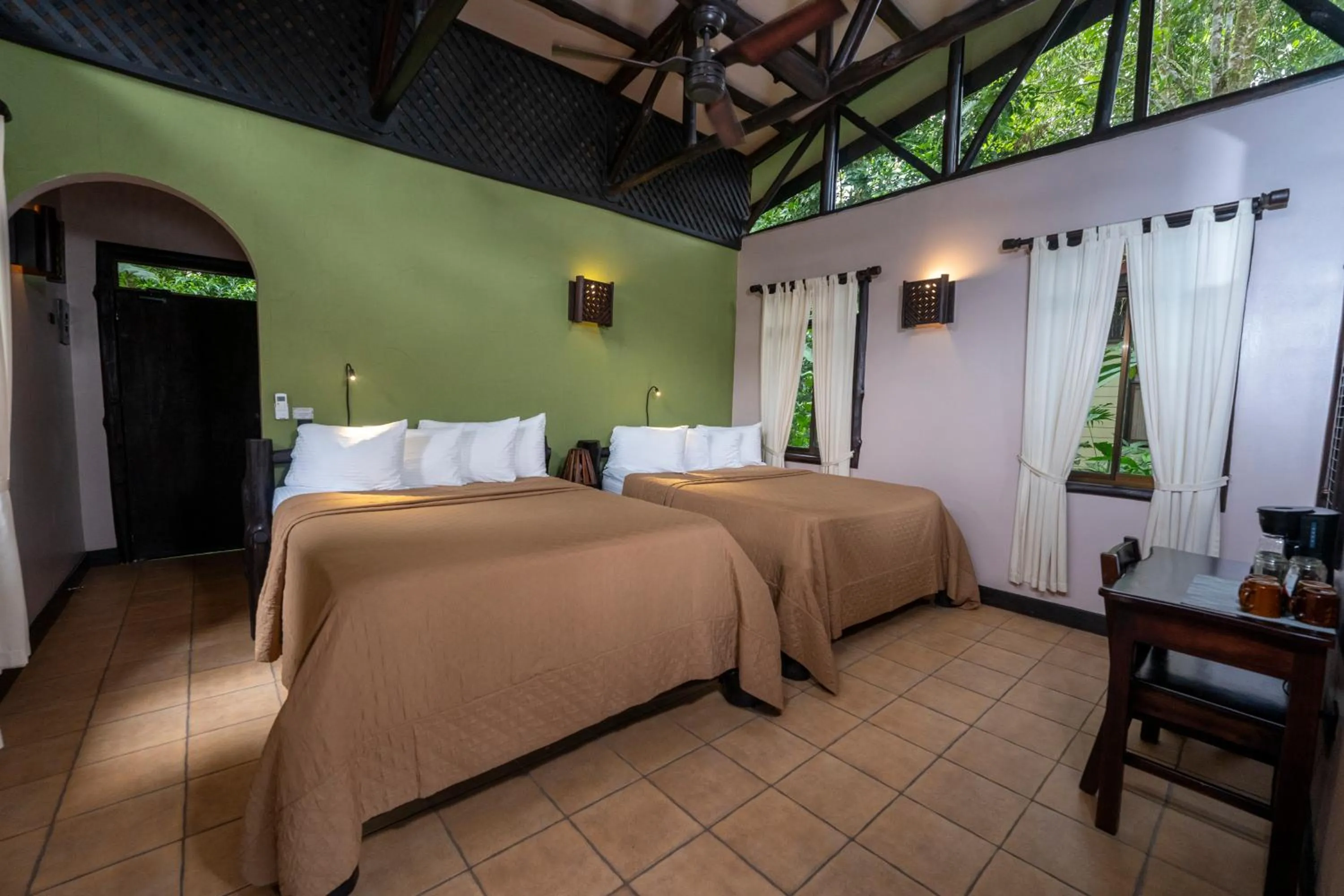 Bed in Maquenque Lodge
