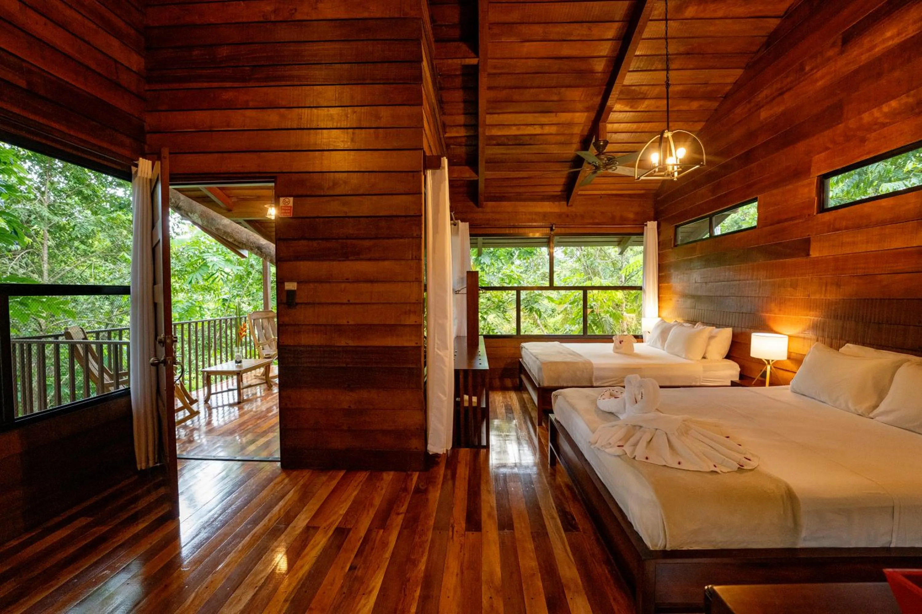 Bed in Maquenque Lodge