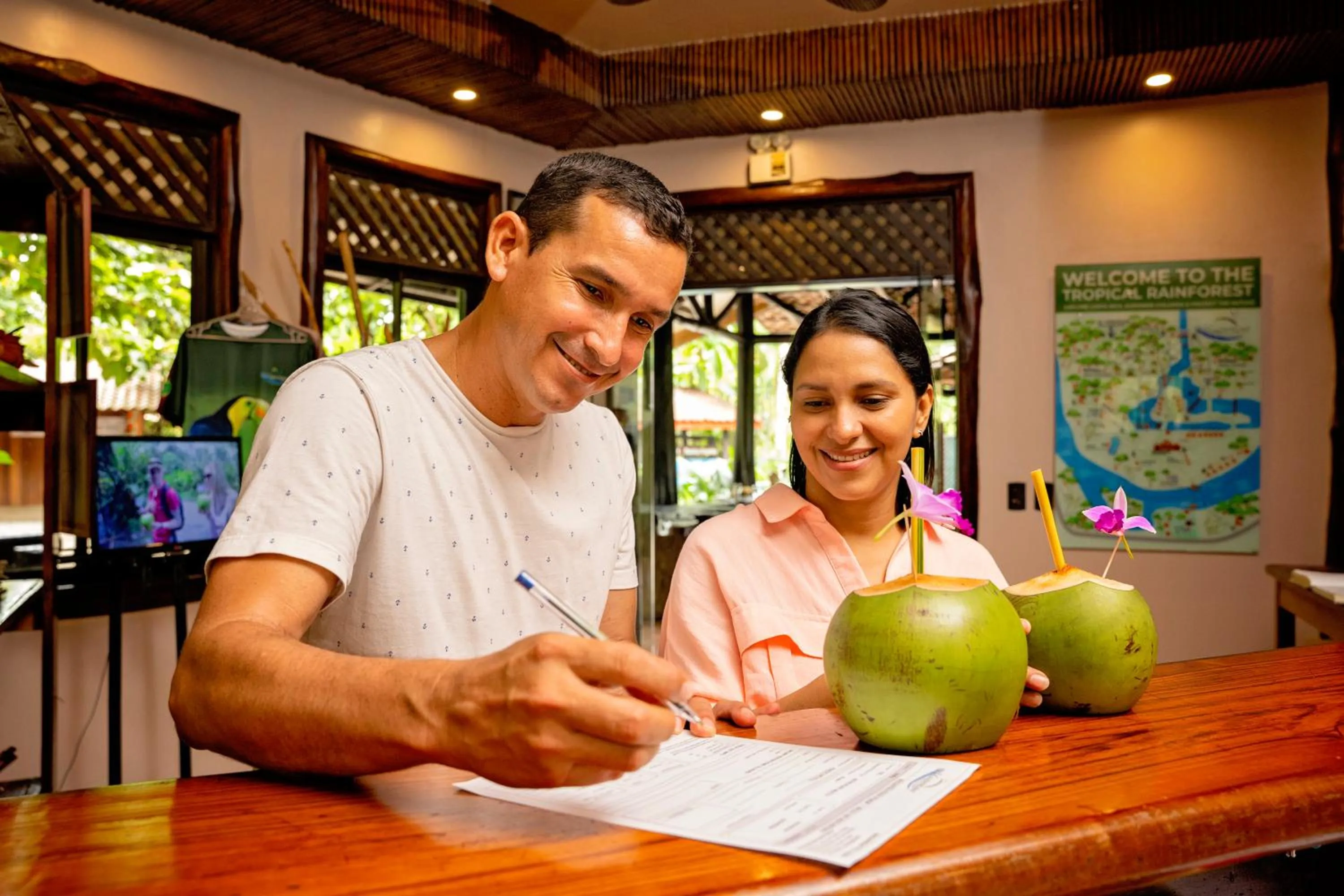Guests in Maquenque Lodge