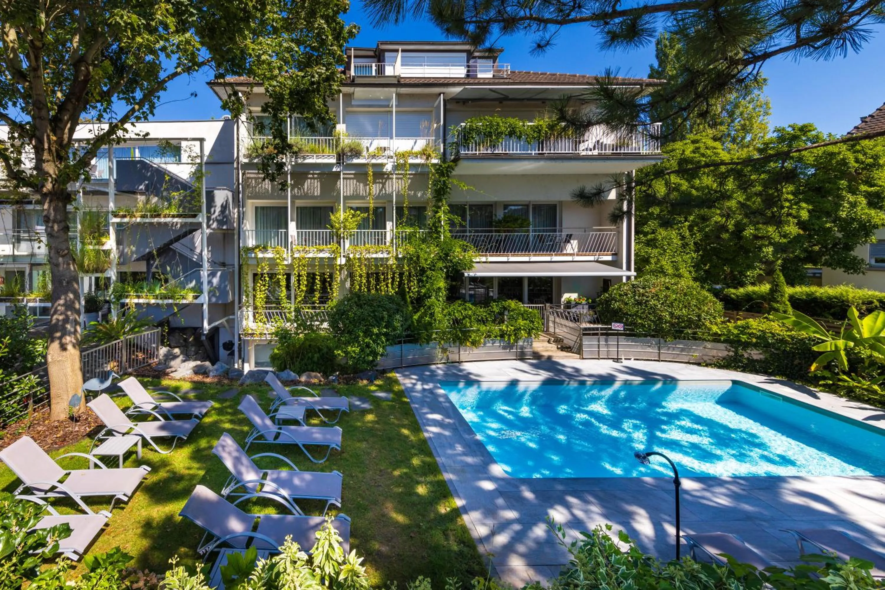 Garden in Hôtel Garrigae Villa La Florangerie - SPA & Piscine