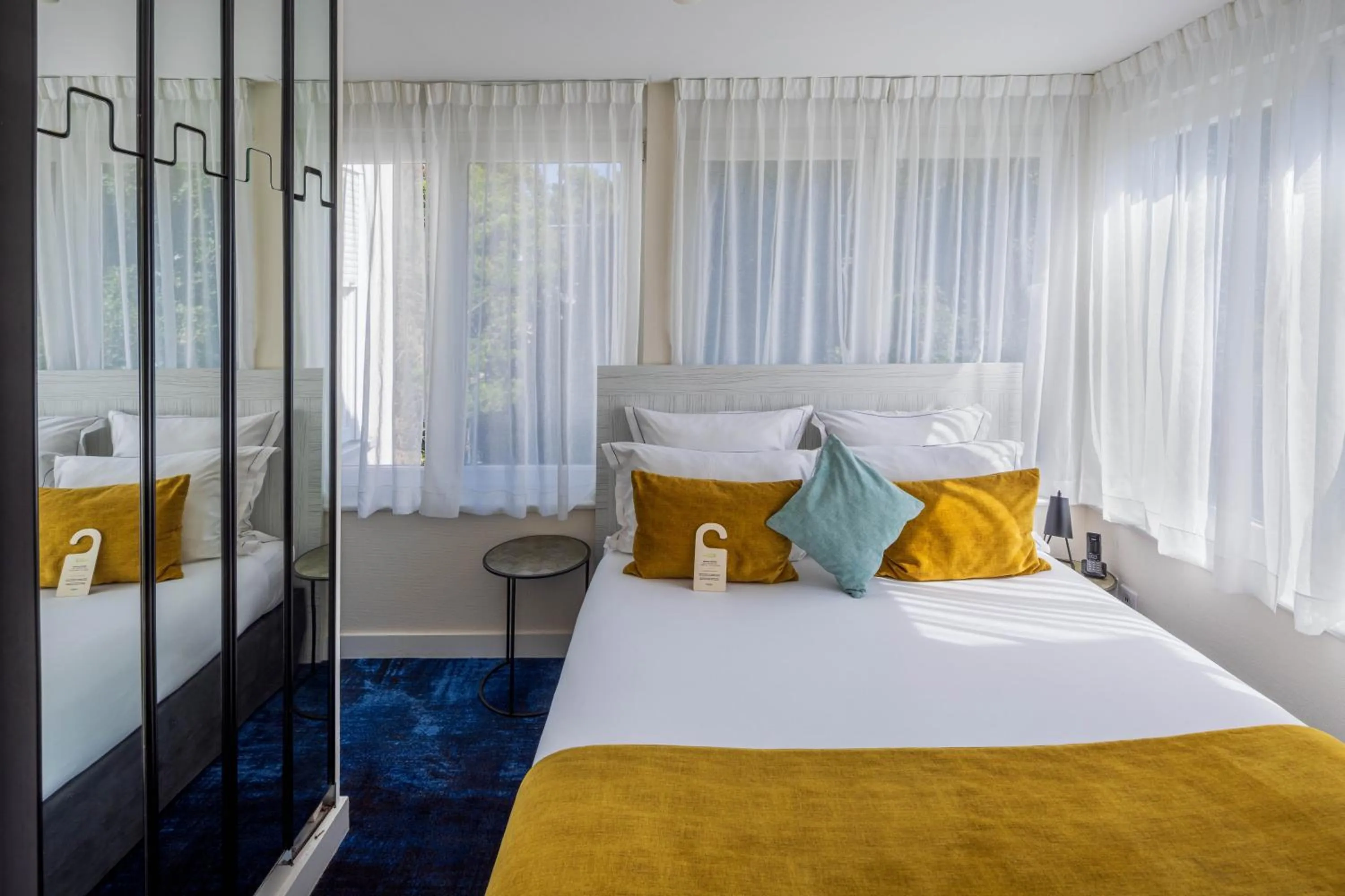 Bedroom, Bed in Hôtel Garrigae Villa La Florangerie - SPA & Piscine