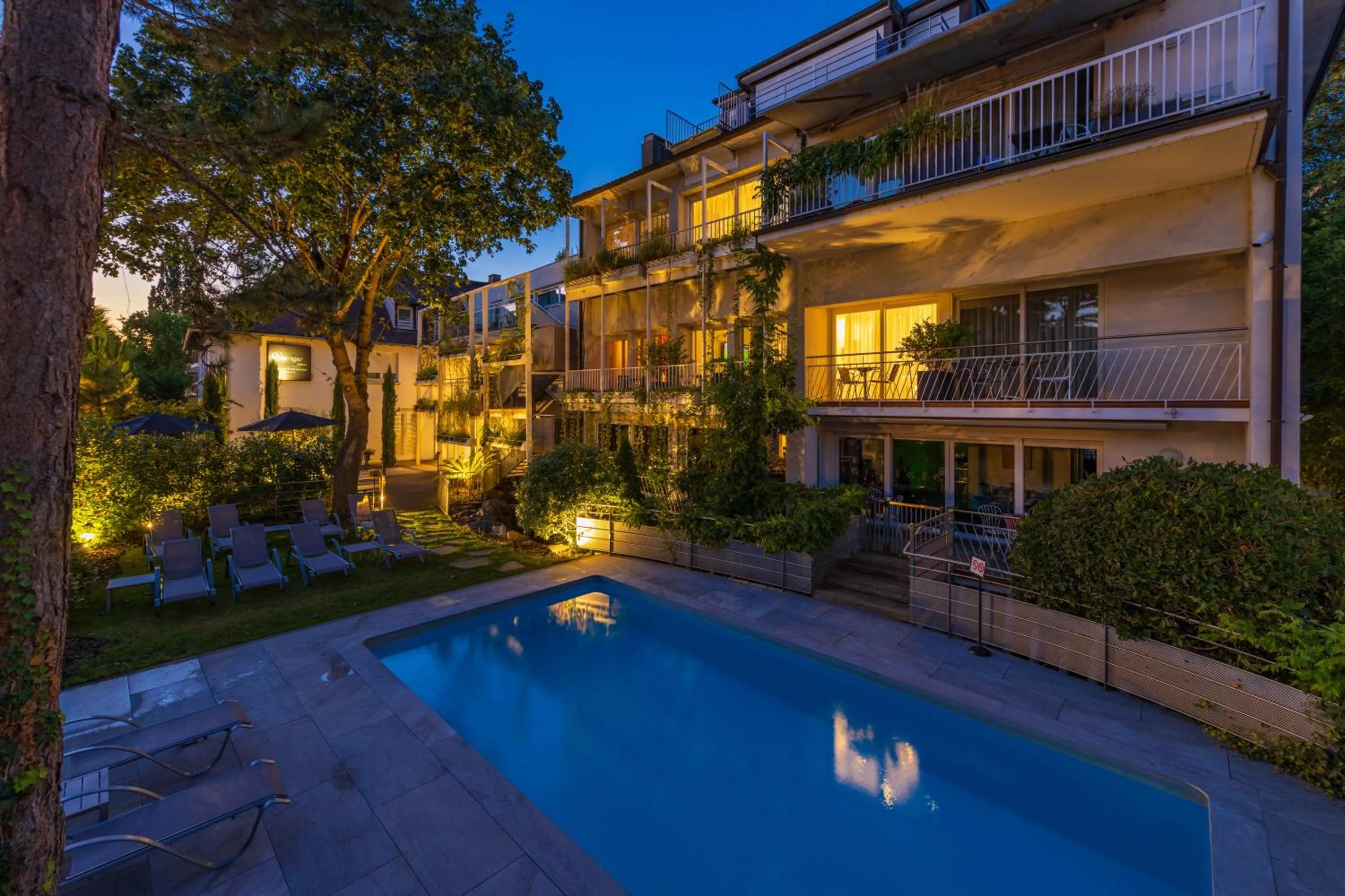 Property building in Hôtel Garrigae Villa La Florangerie - SPA & Piscine