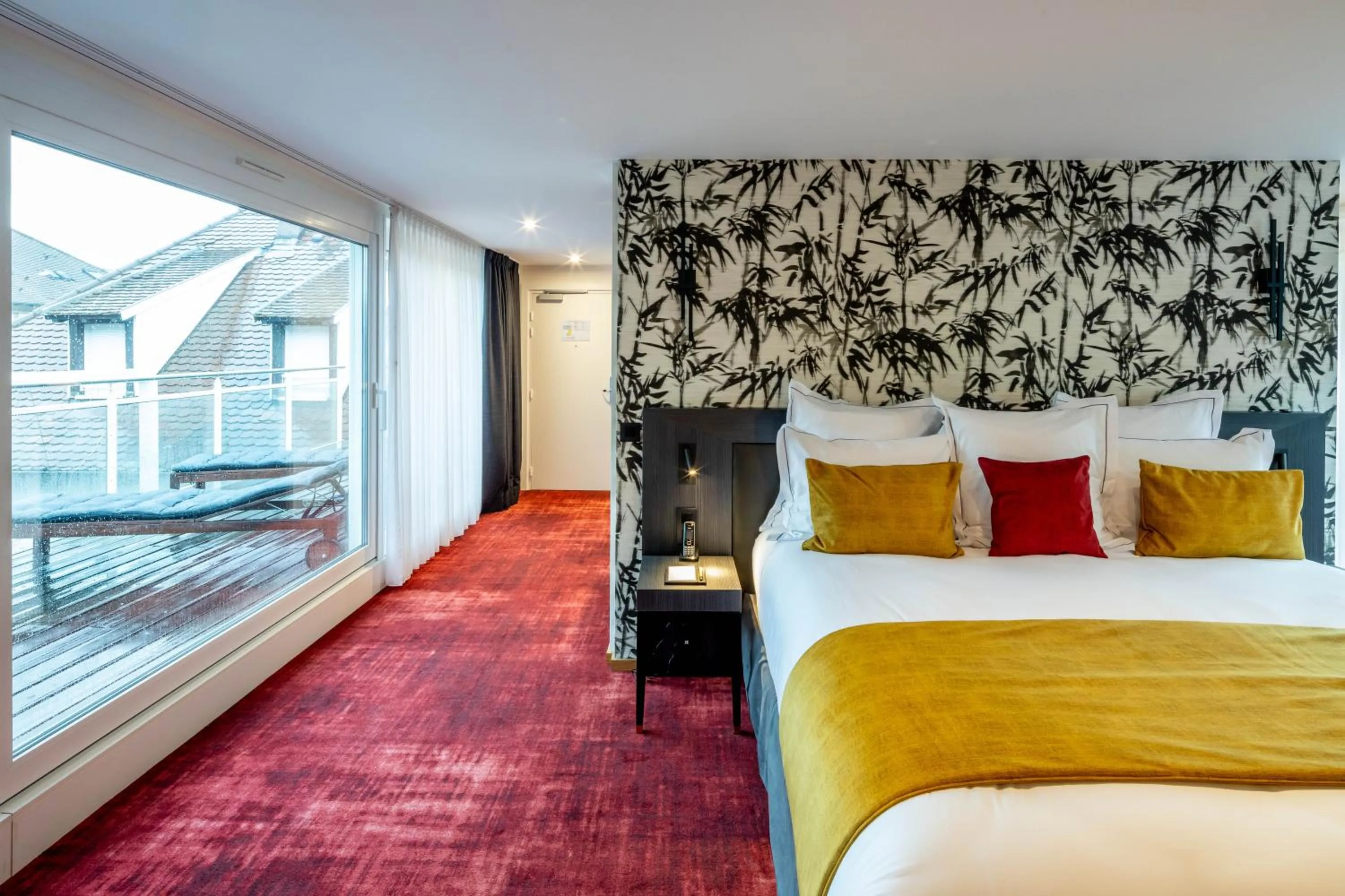 City view, Bed in Hôtel Garrigae Villa La Florangerie - SPA & Piscine