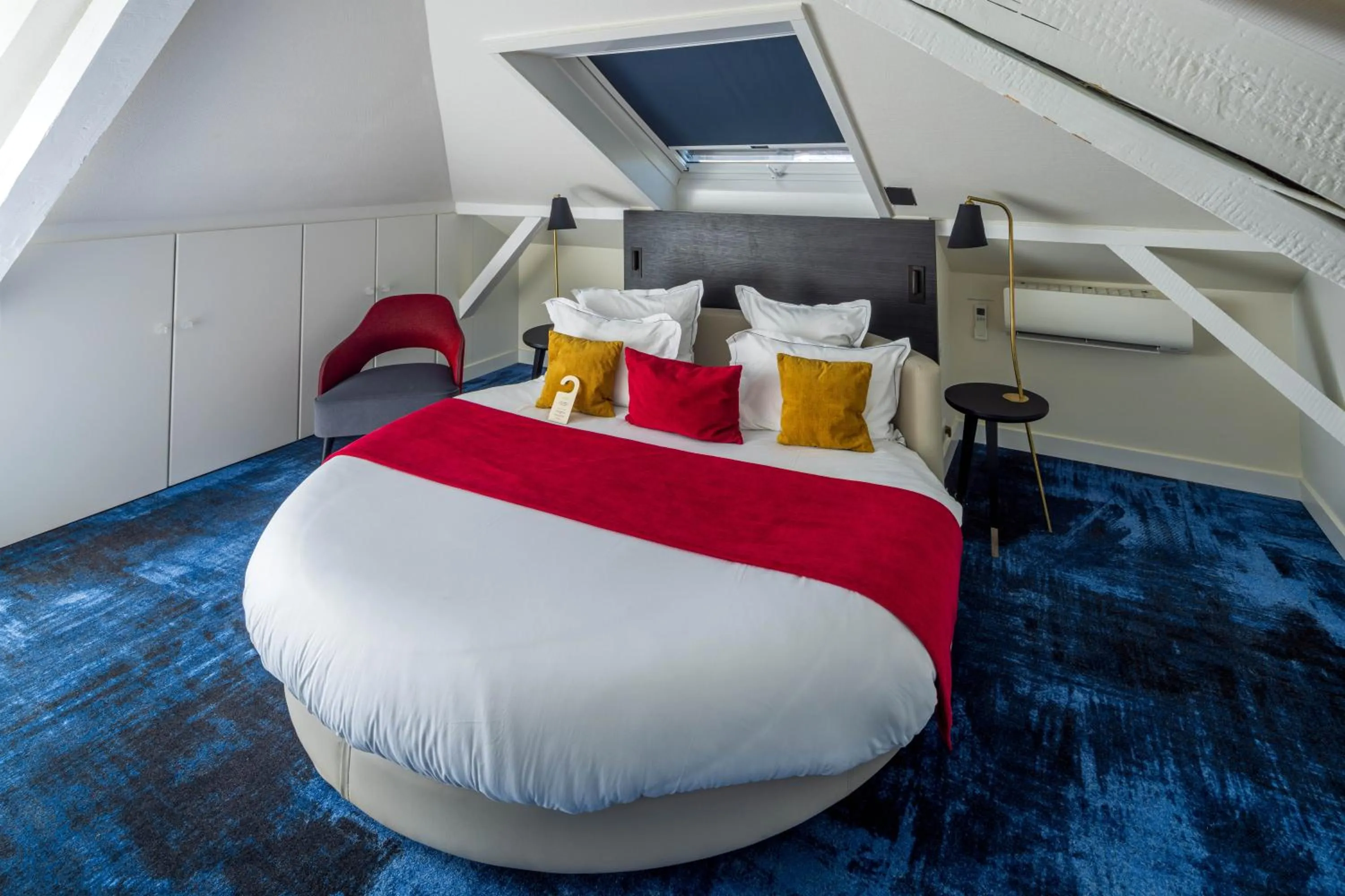 Bed in Hôtel Garrigae Villa La Florangerie - SPA & Piscine