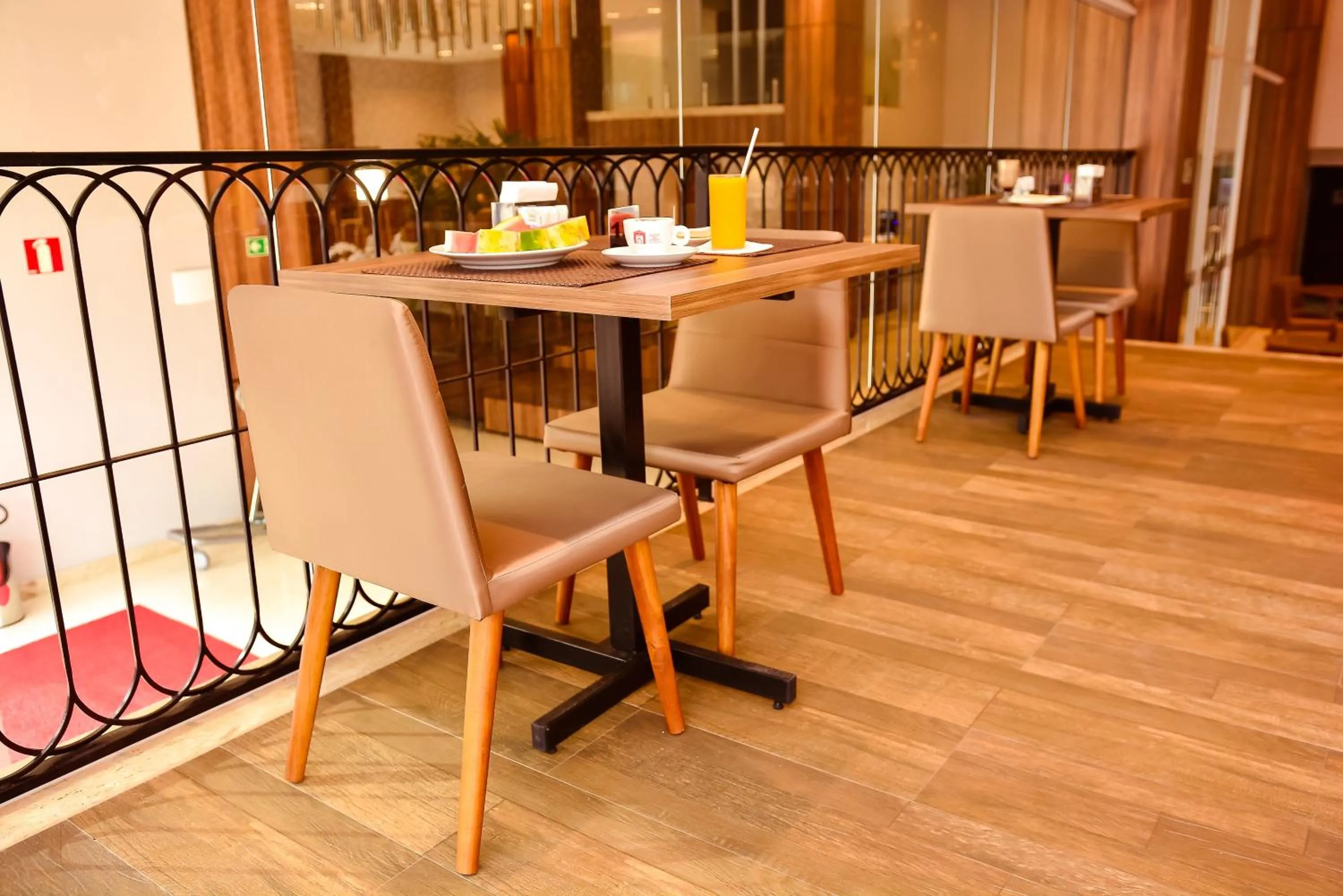 Restaurant/places to eat in Forte Express