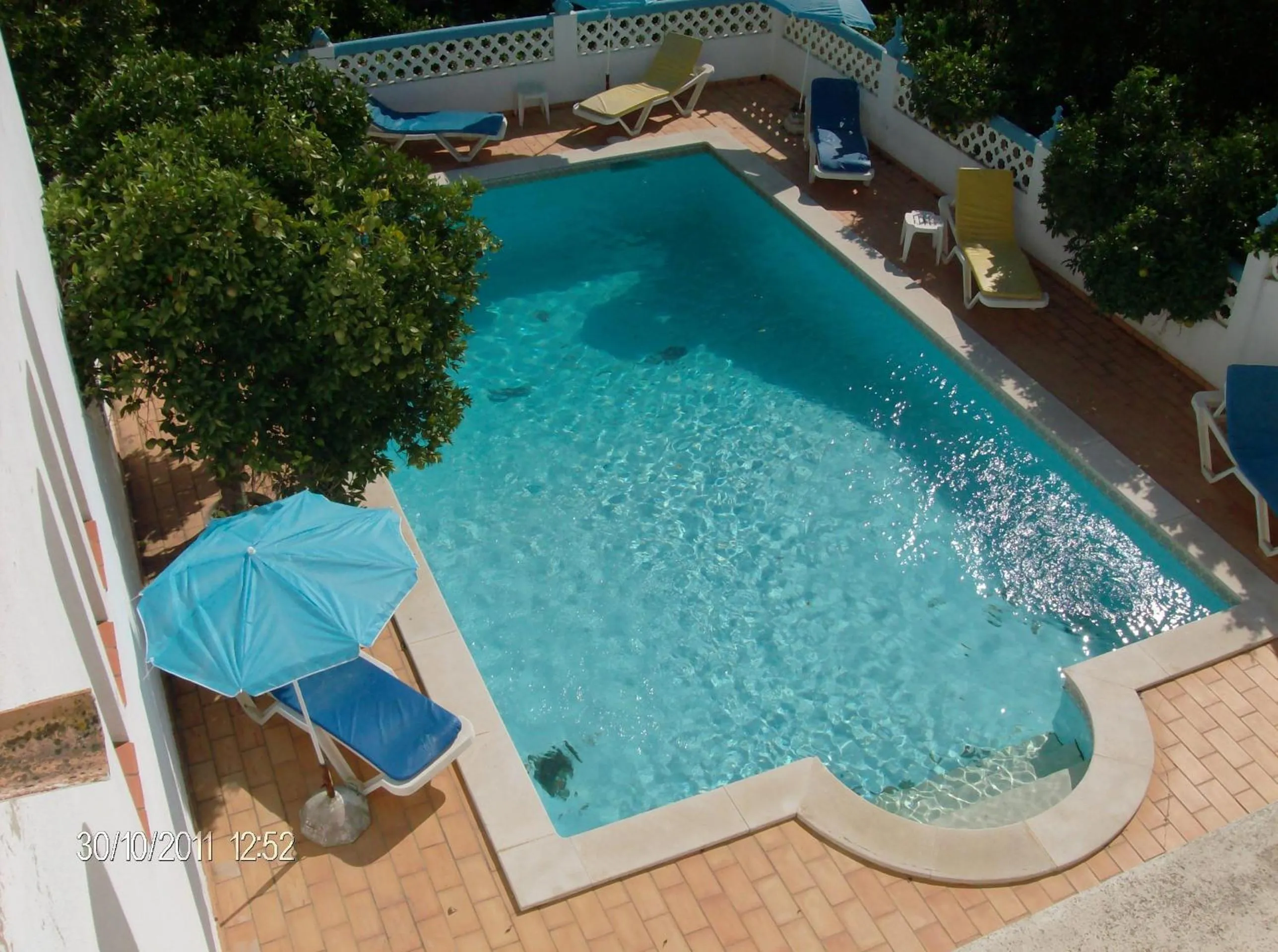 Swimming pool in Vila Sodré Guest House