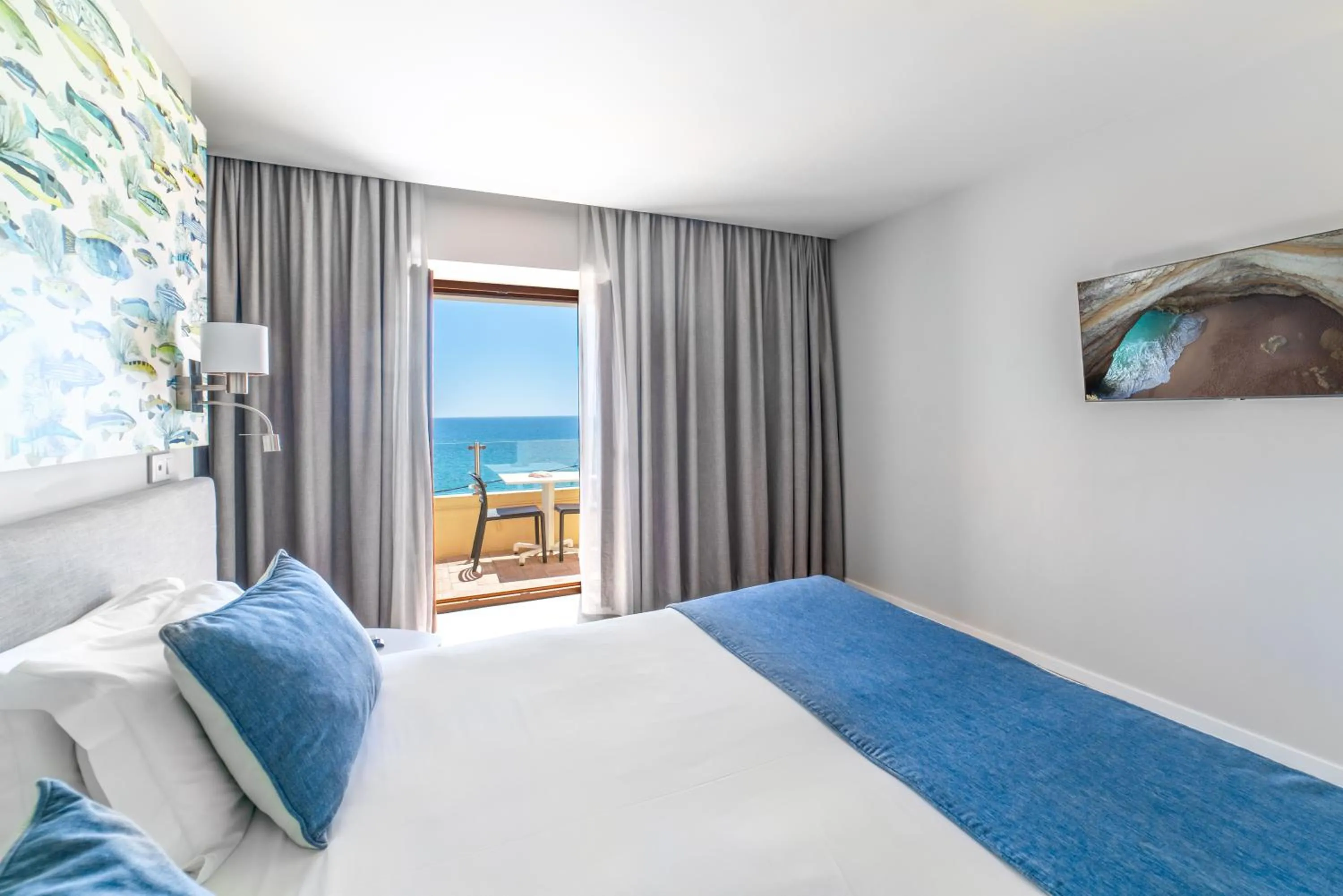 Bedroom, Bed in Castelo Guest House