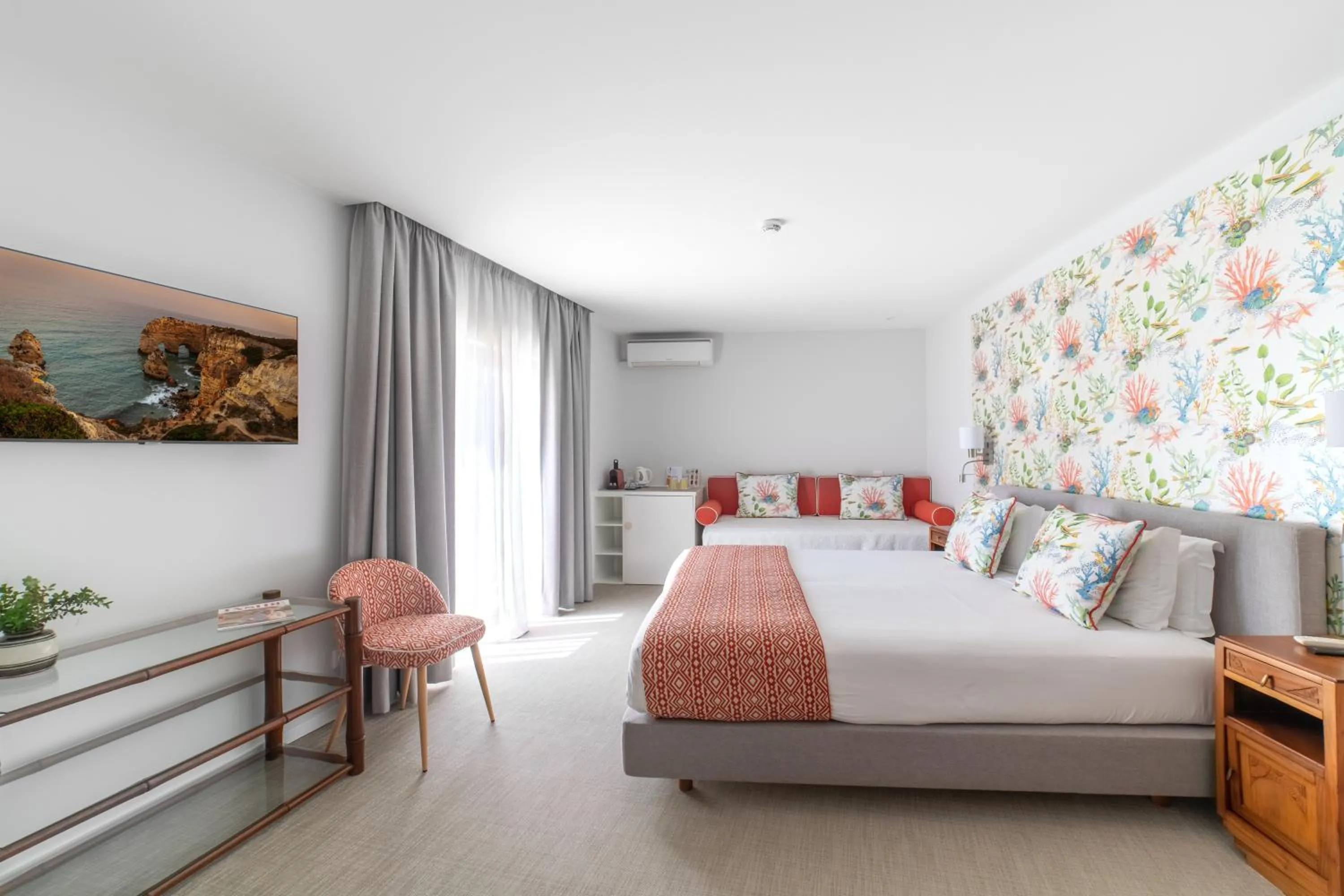 Bedroom, Bed in Castelo Guest House