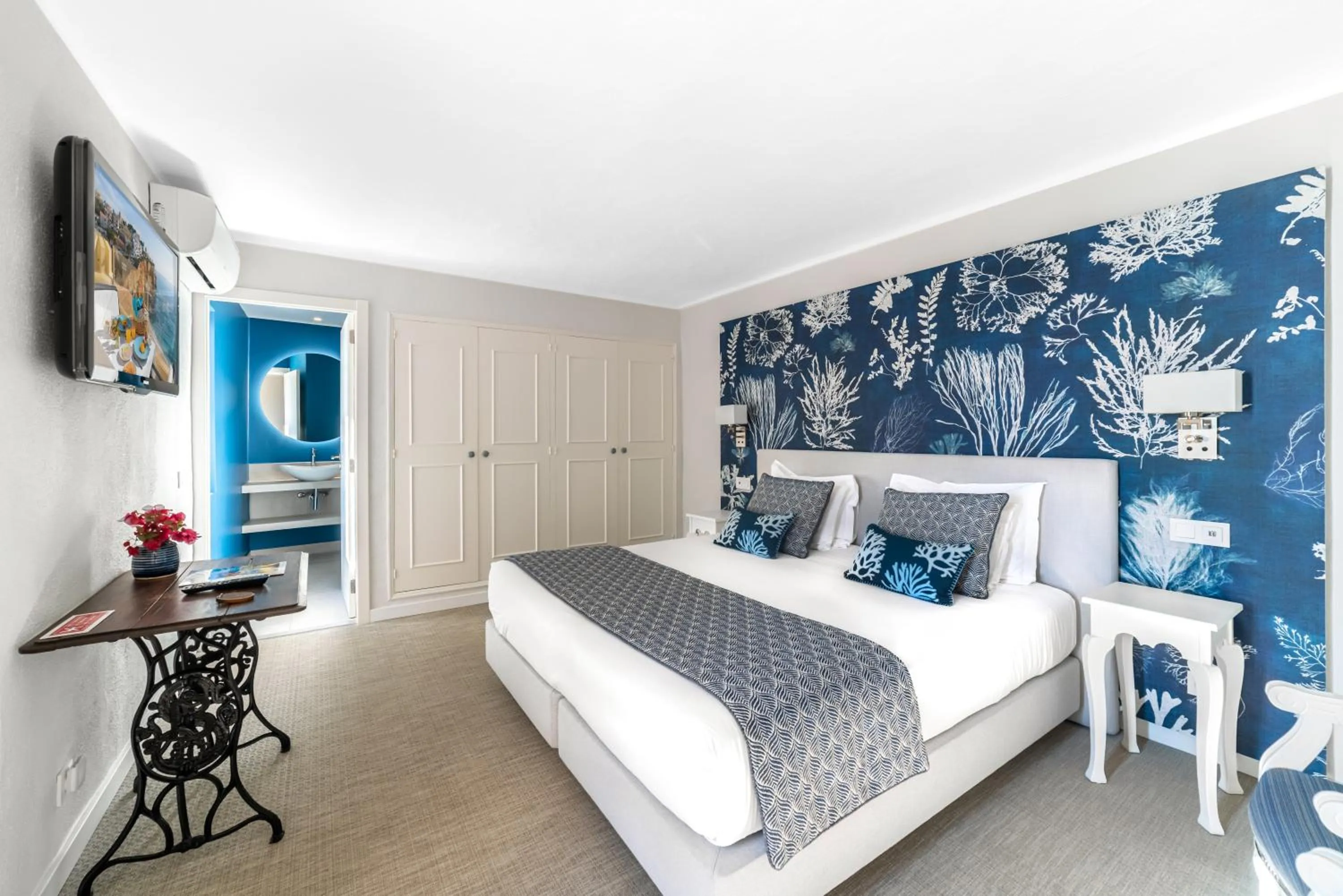 Bed in Castelo Guest House