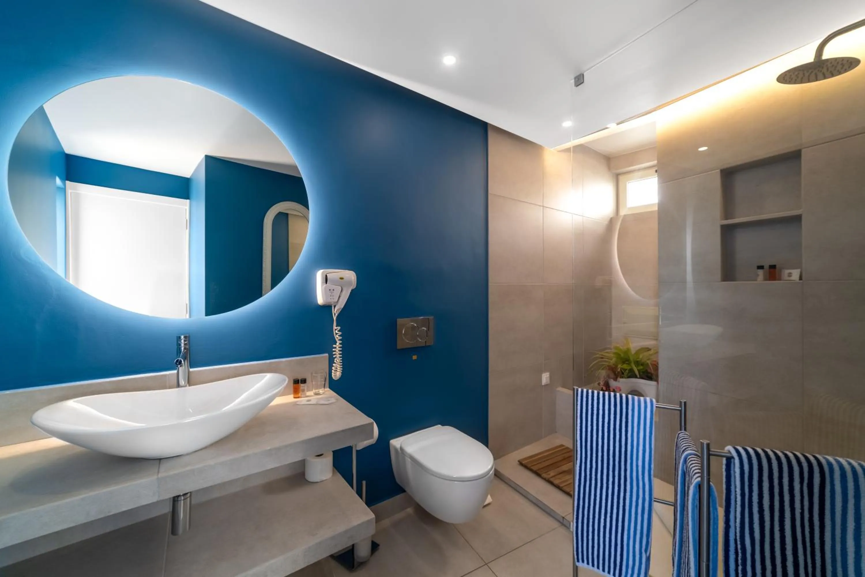 Toilet in Castelo Guest House