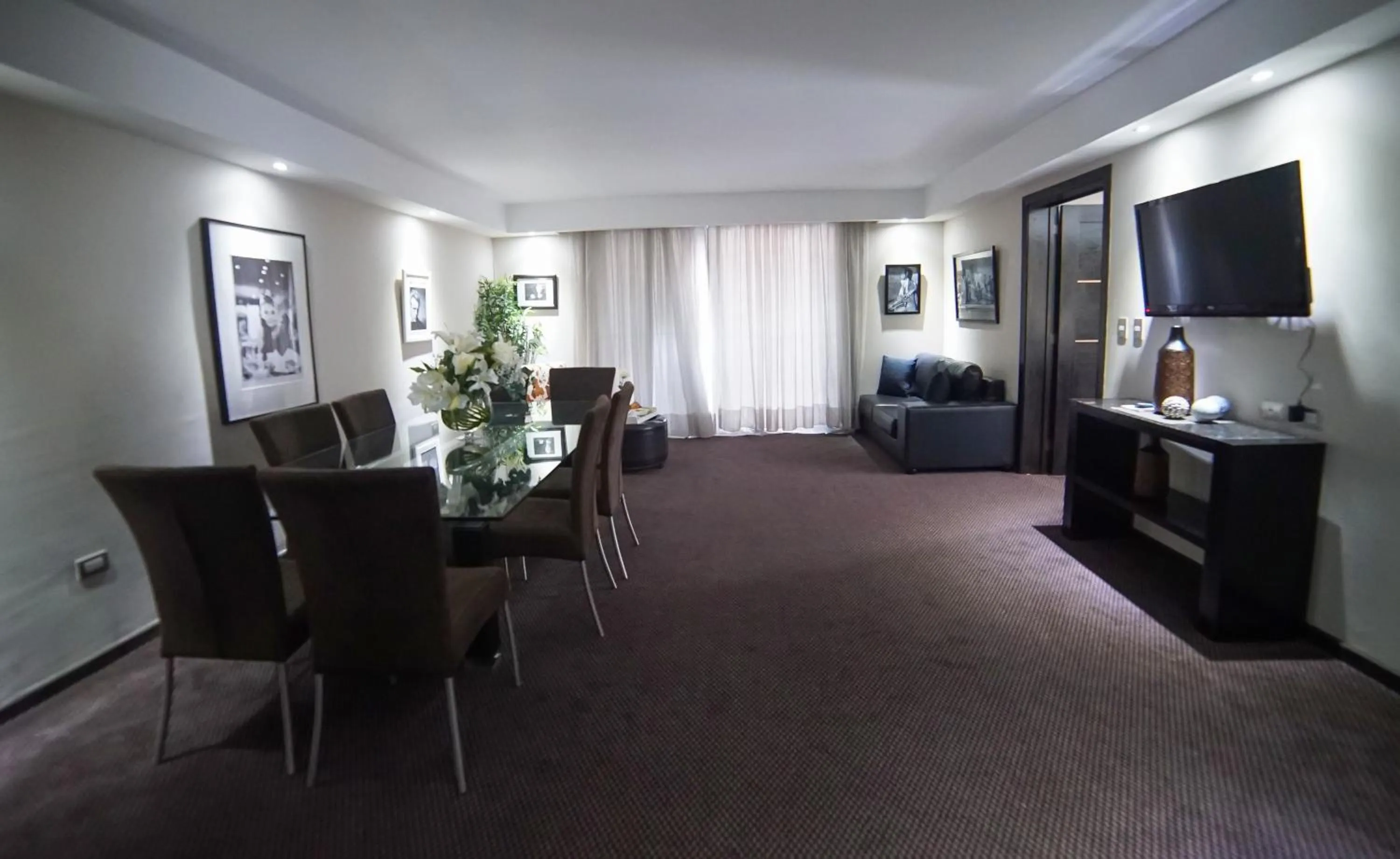 Savoy Hotel Boutique