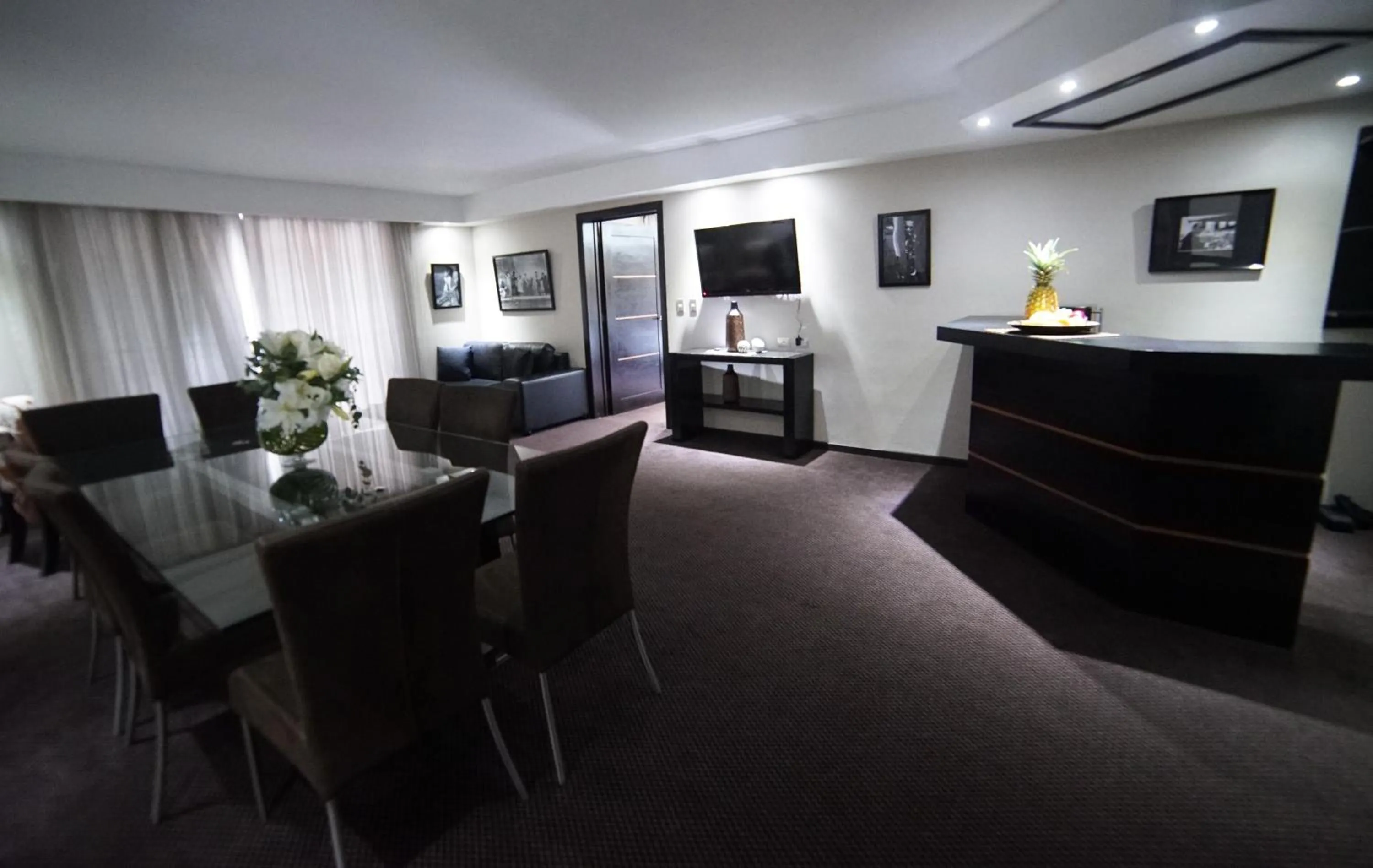 Savoy Hotel Boutique