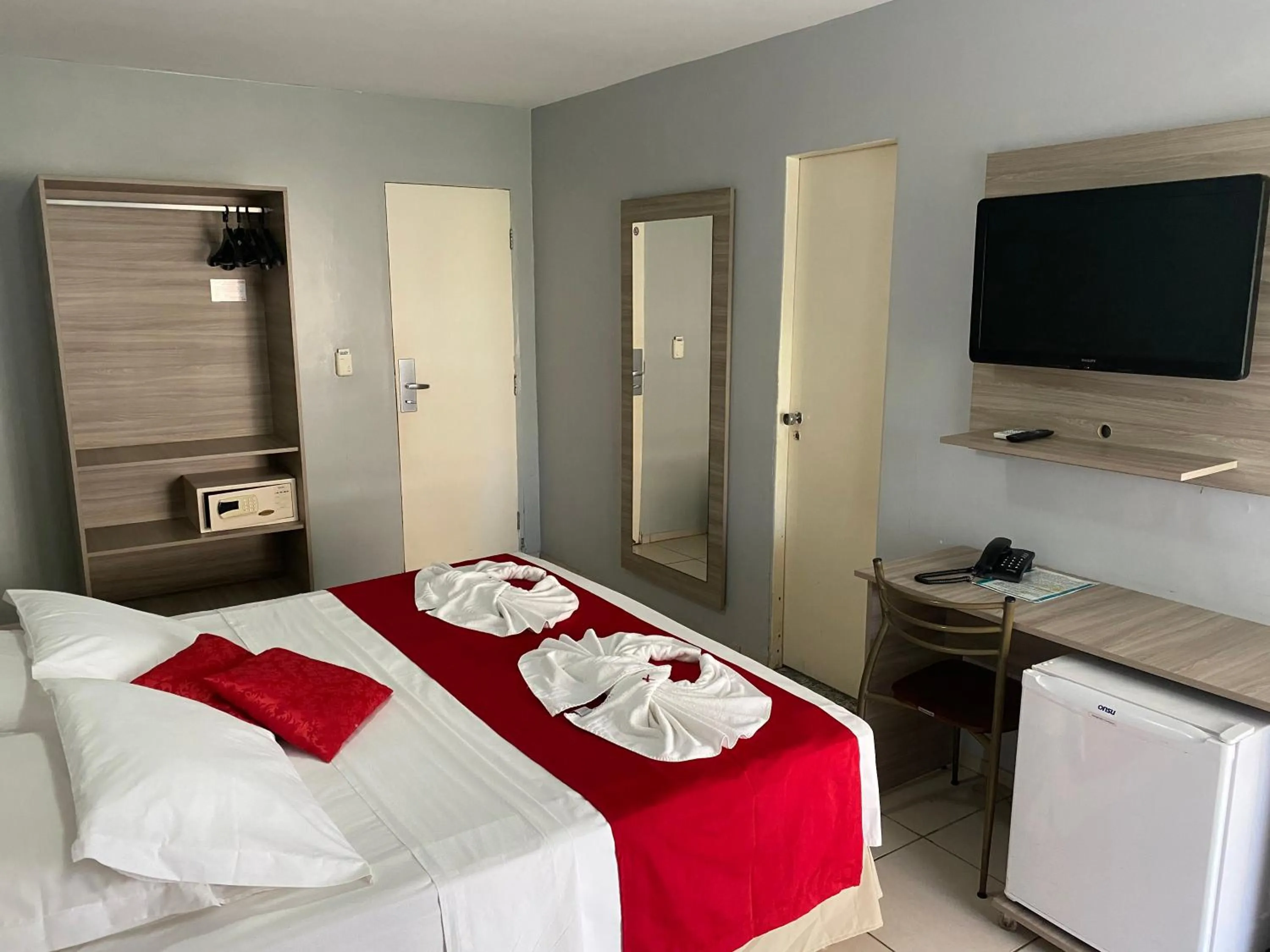 Bedroom, Bed in Hotel Fortaleza Inn