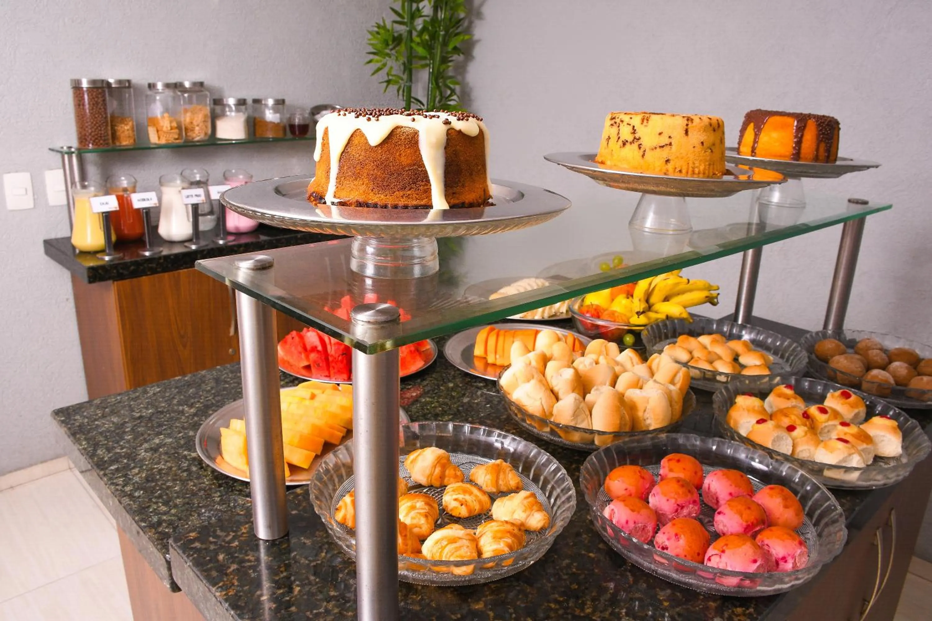 Food and drinks in Hotel Fortaleza Inn