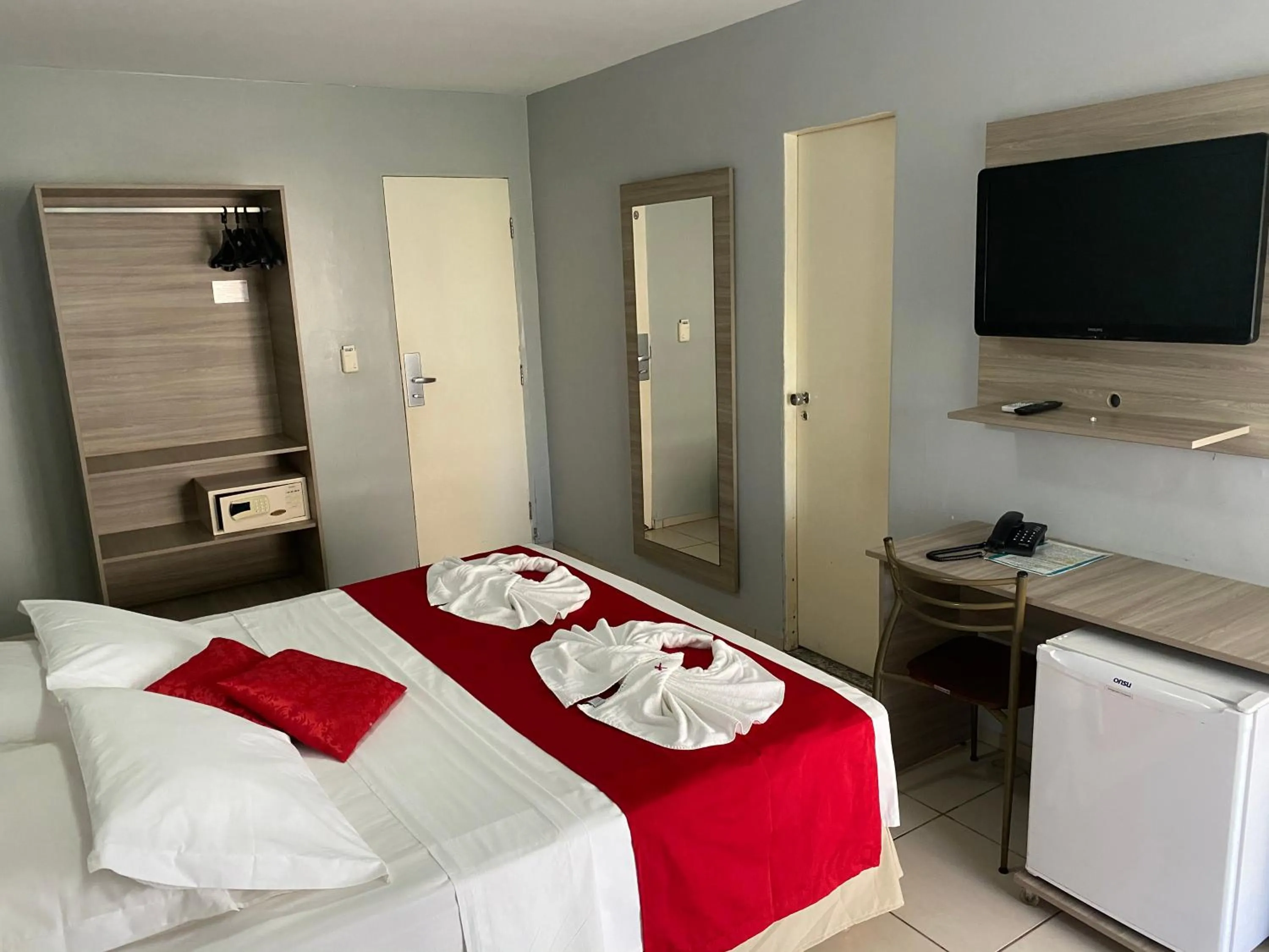 Bedroom, Bed in Hotel Fortaleza Inn