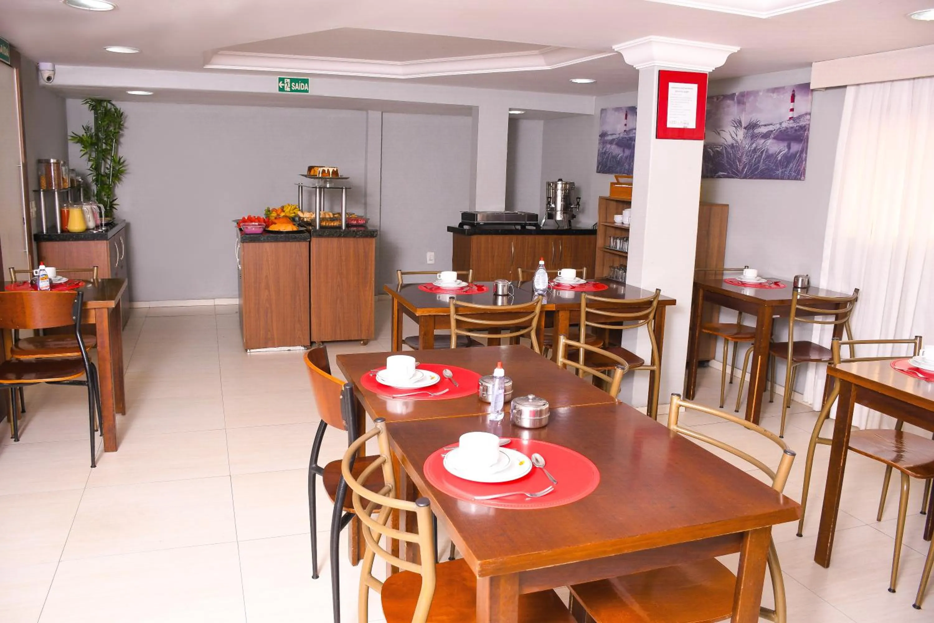 Dining area in Hotel Fortaleza Inn