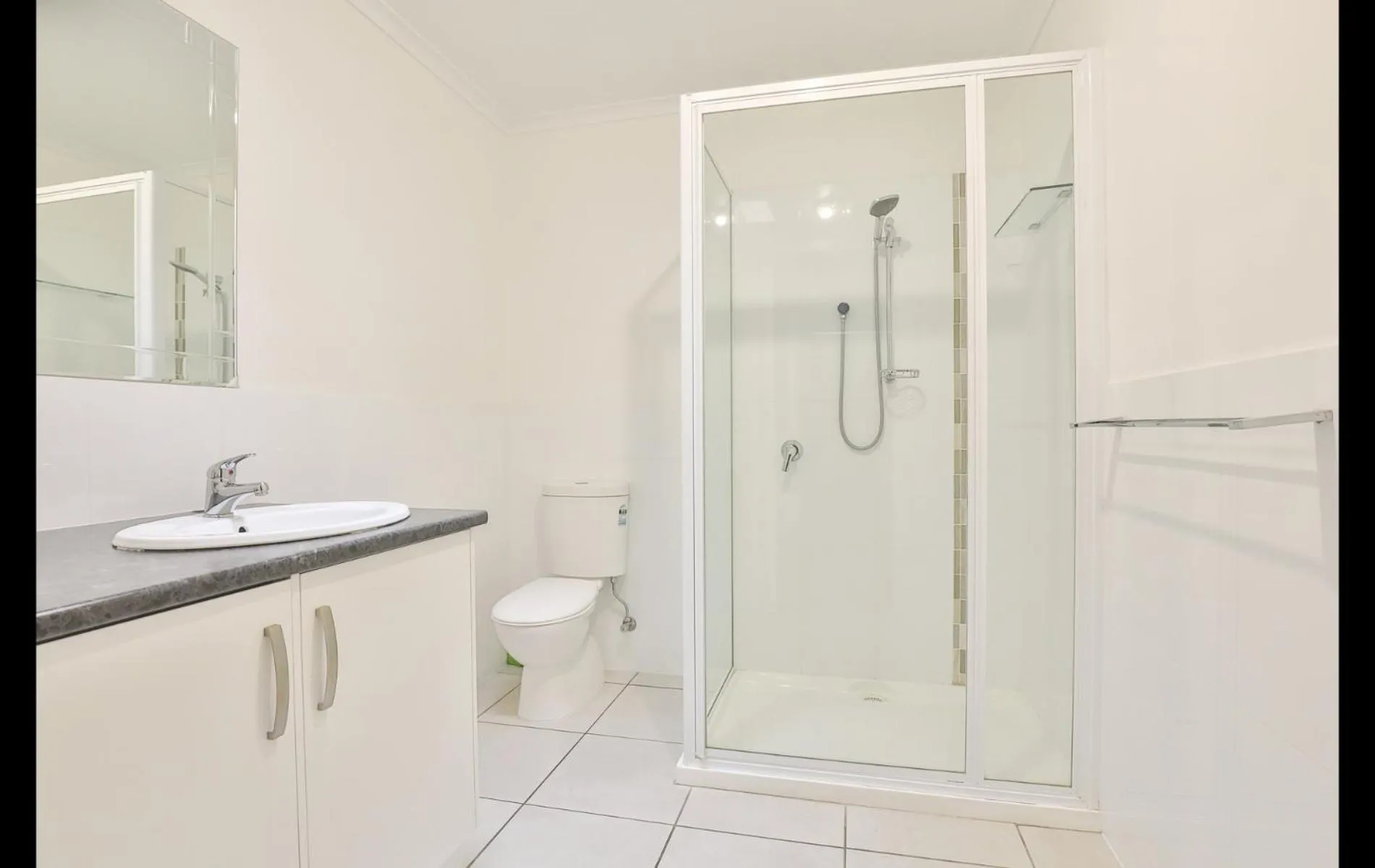 Shower in Mildura Holiday Villas