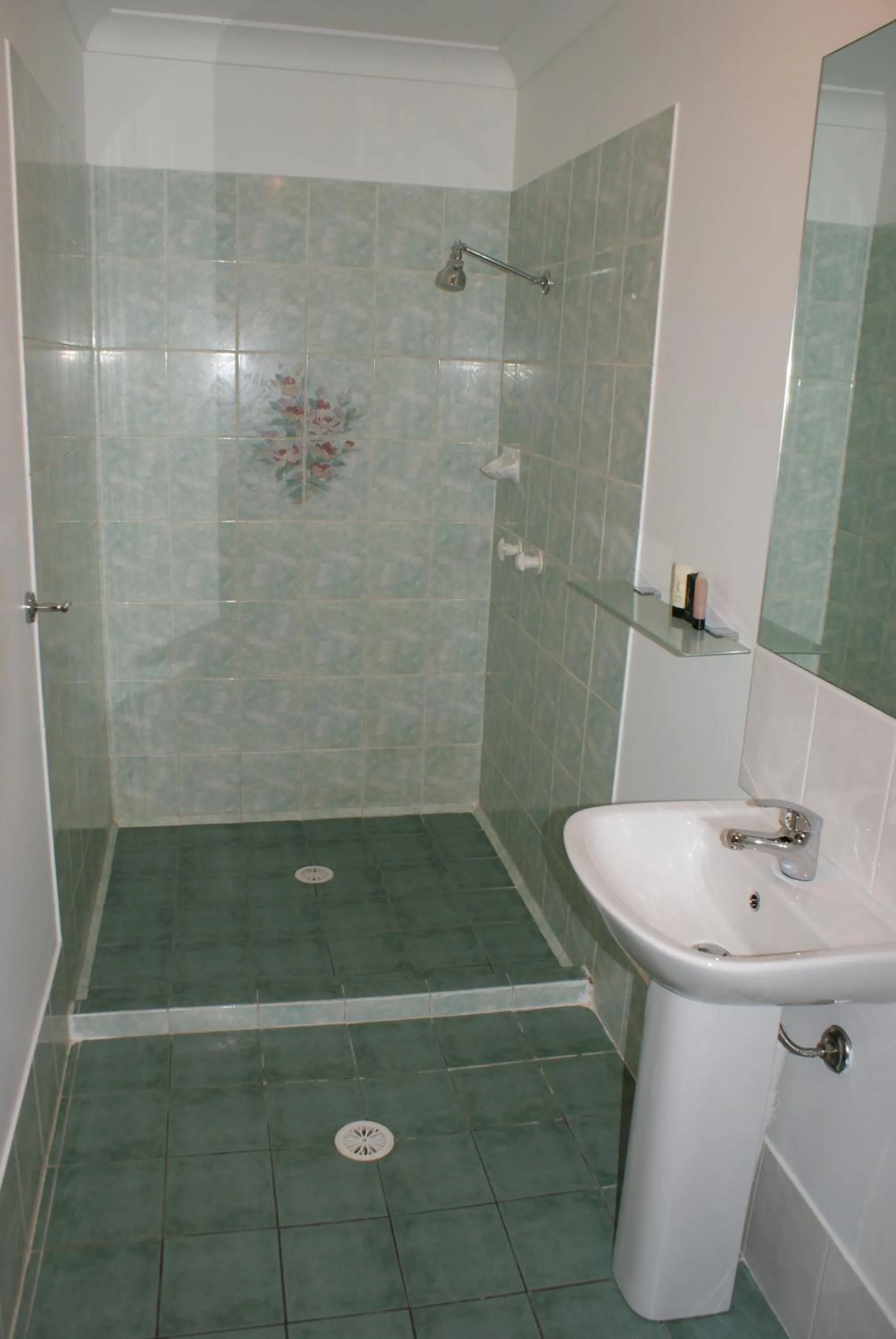 Photo of the whole room in Karuah Riverside Motel