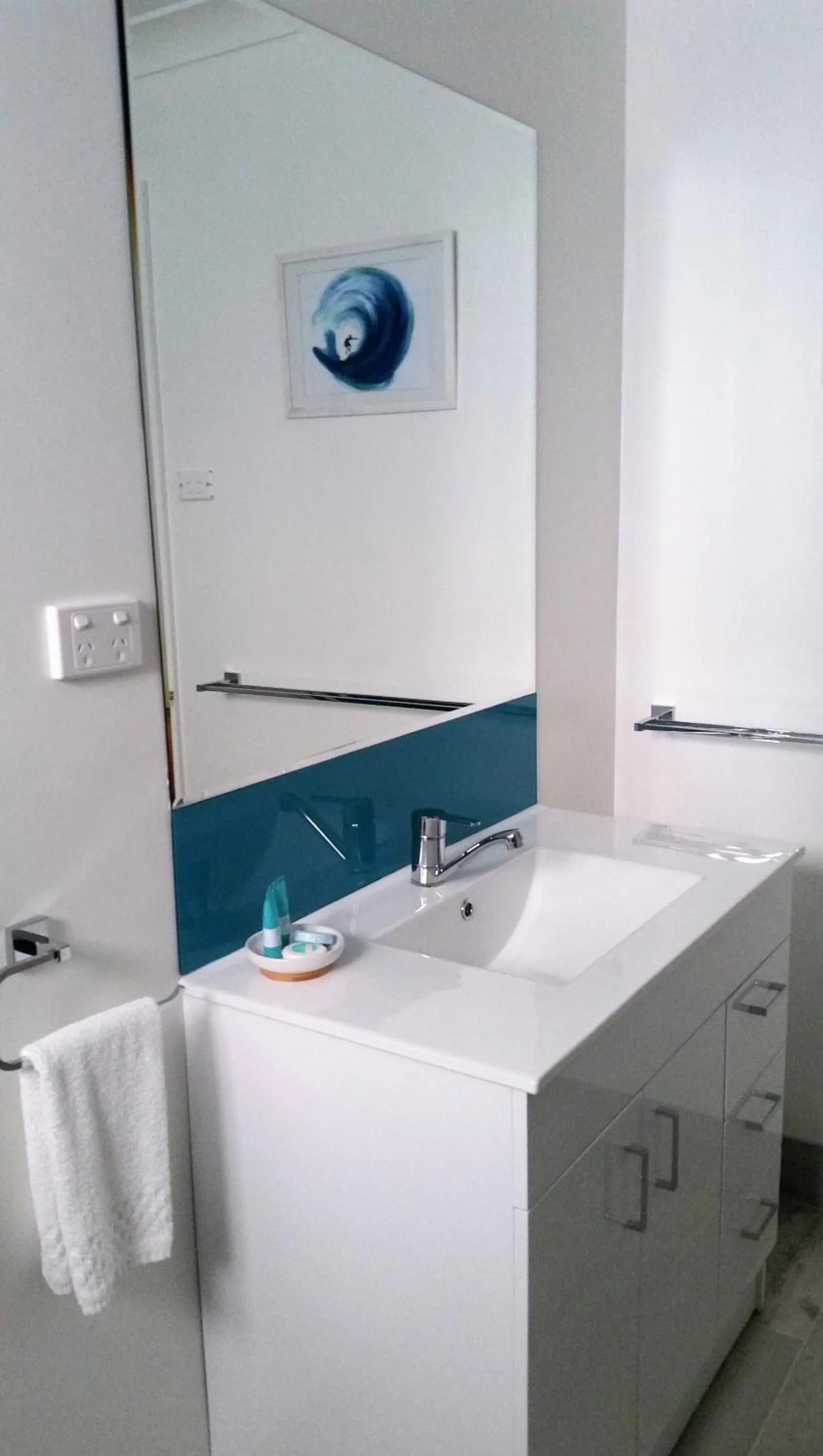 Shower in Karuah Riverside Motel