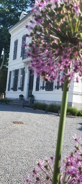 Property building in Chambres d'Hôtes des Rouets