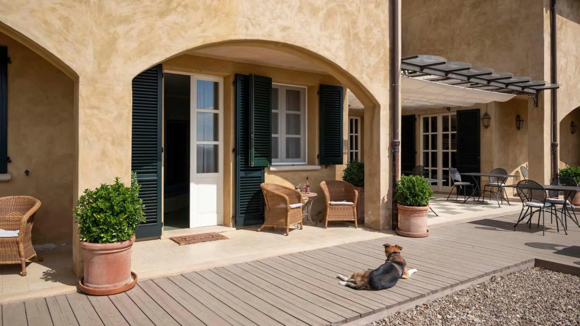 Patio in Tenuta il Sassone - Wine&Food