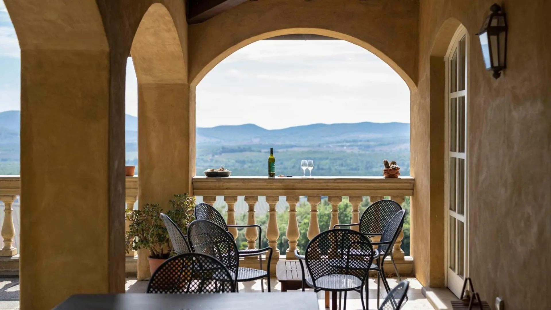 Balcony/Terrace in Tenuta il Sassone - Wine&Food