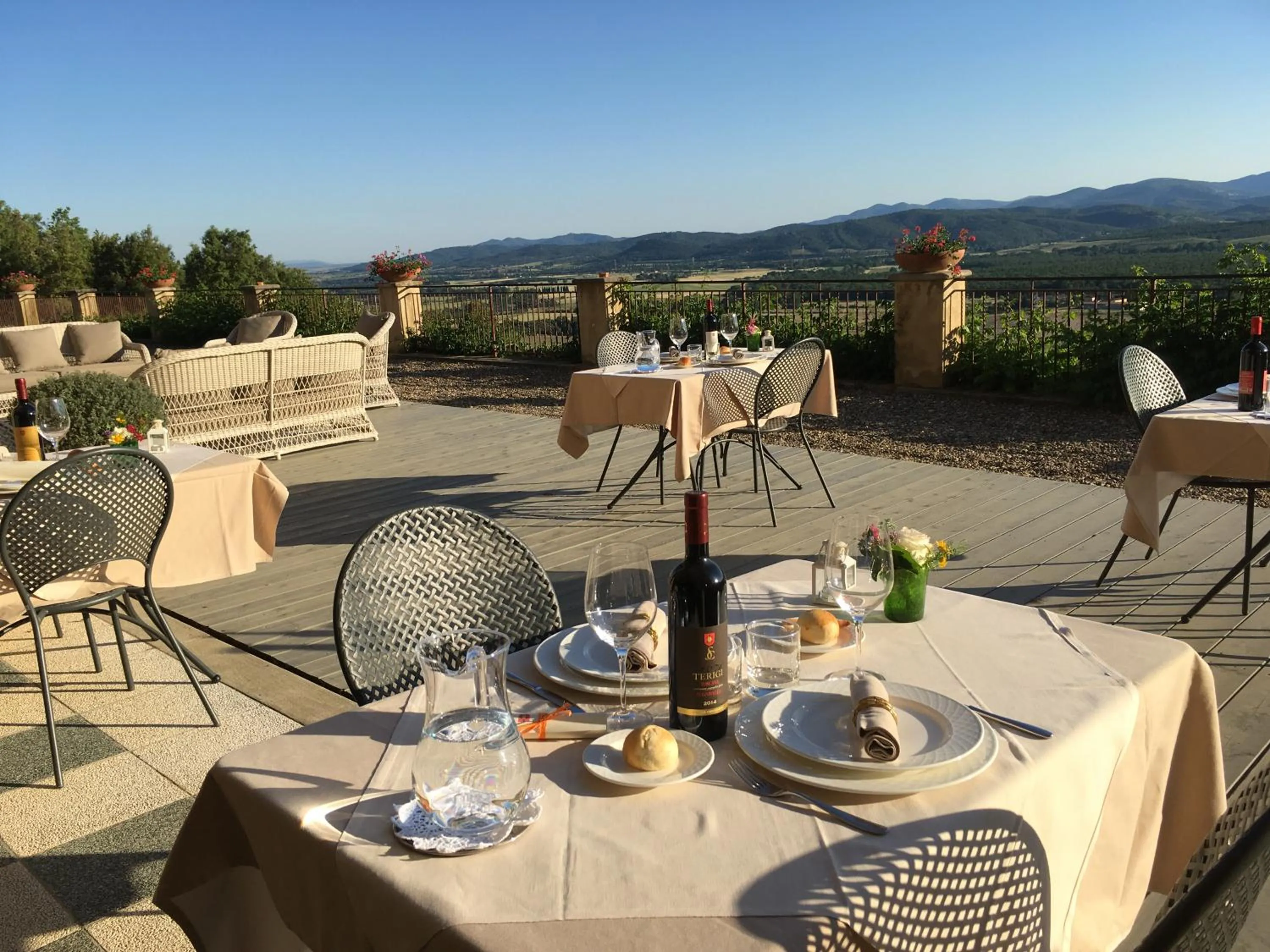 Restaurant/places to eat in Tenuta il Sassone - Wine&Food