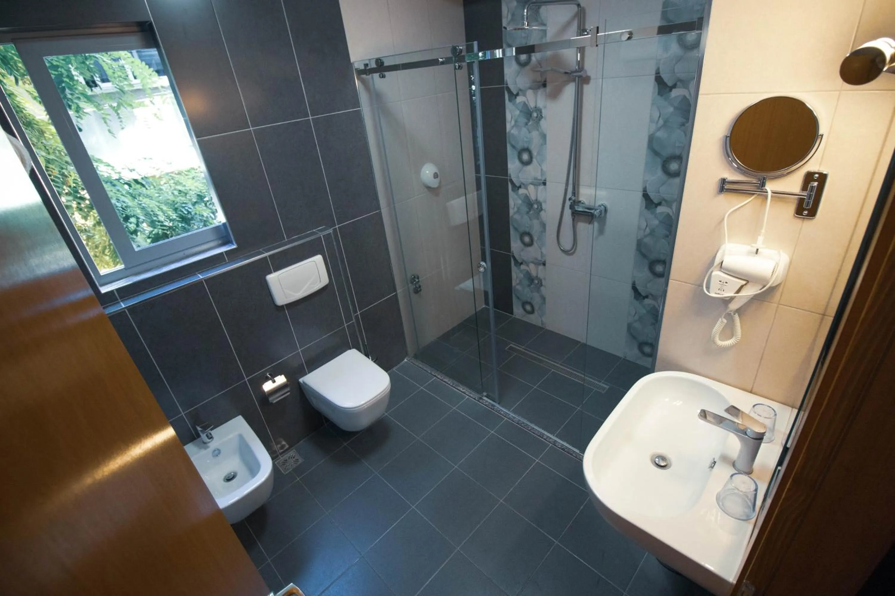 Shower in Albanopolis Hotel