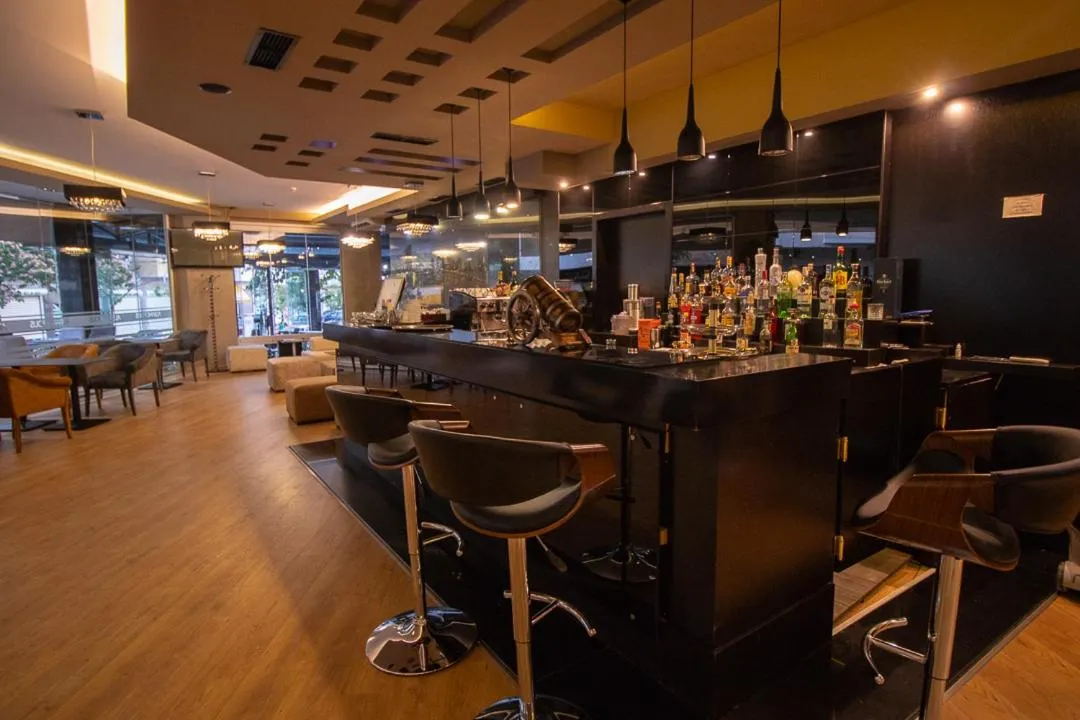 Lounge or bar in Albanopolis Hotel