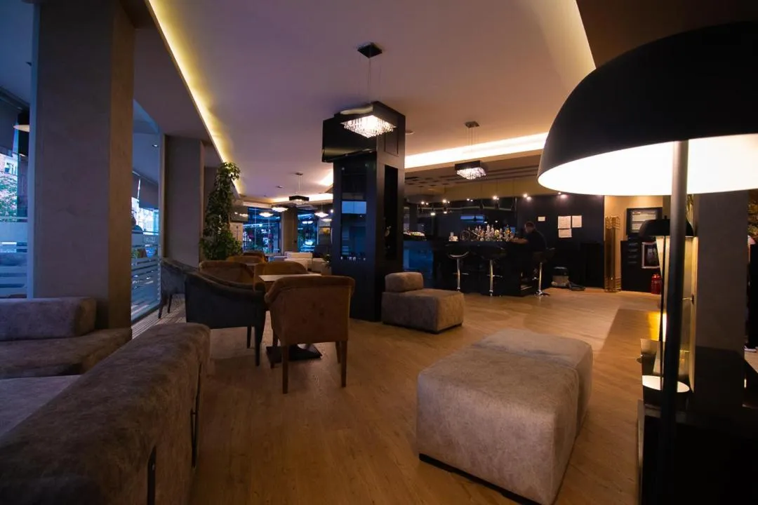 Lounge or bar in Albanopolis Hotel