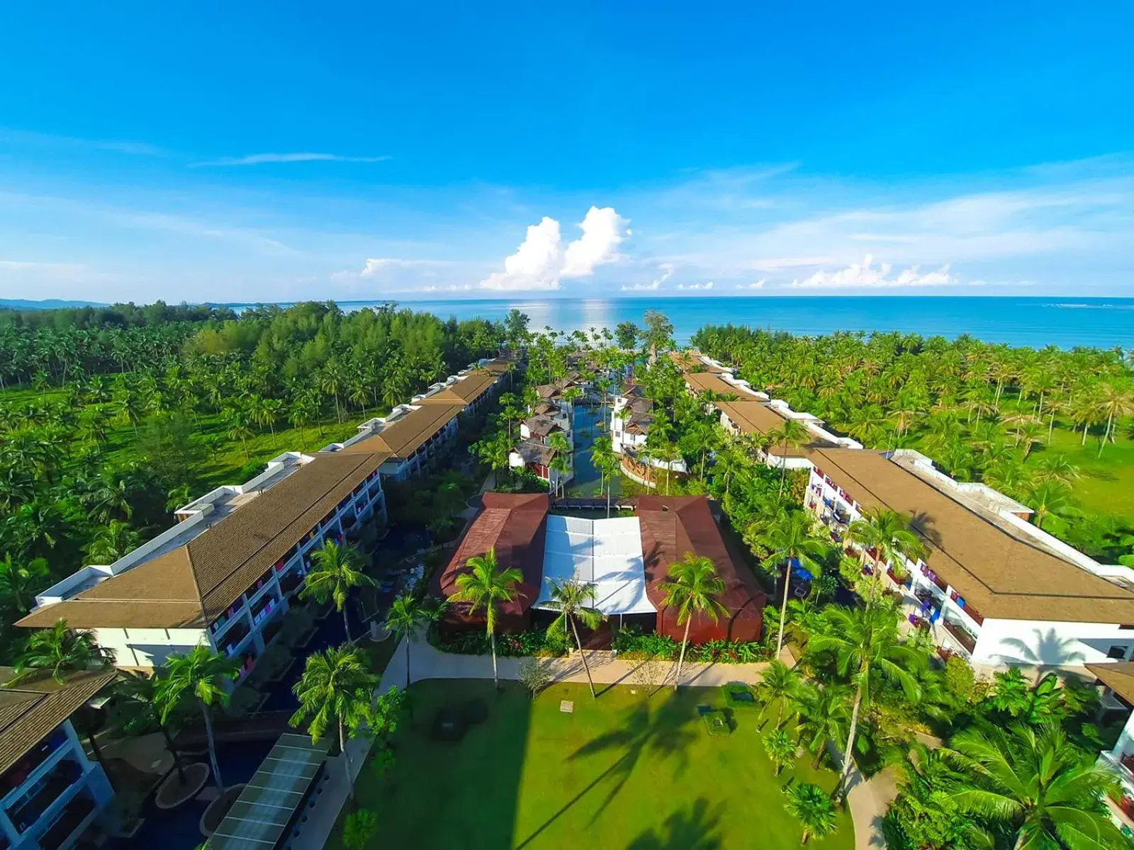 Bird's eye view in Graceland Khaolak Beachfront Resort Bird's eye view in Graceland Khaolak Beachfront Resort