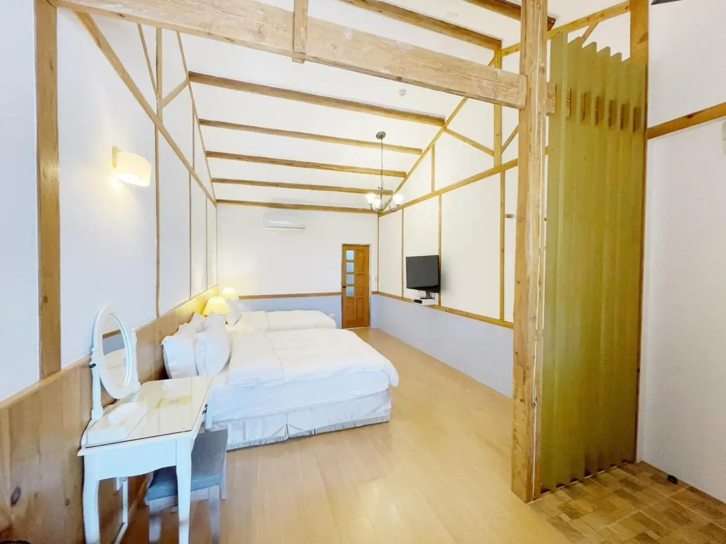 Standard Triple Room in Alishan Tea Garden B&B Standard Triple Room in Alishan Tea Garden B&B