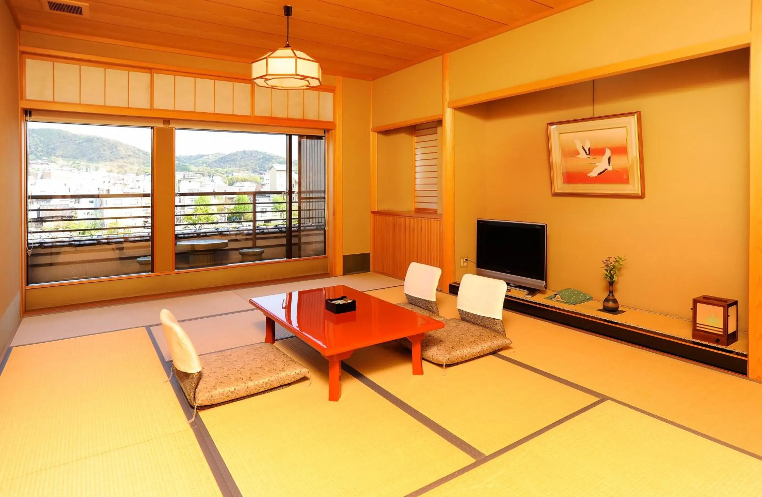 Communal lounge/ TV room in Tazuru Communal lounge/ TV room in Tazuru