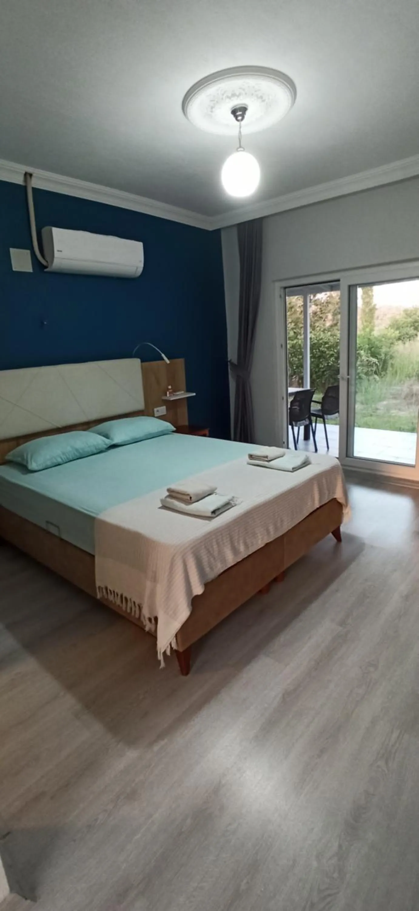 Bed in Airport Guest House