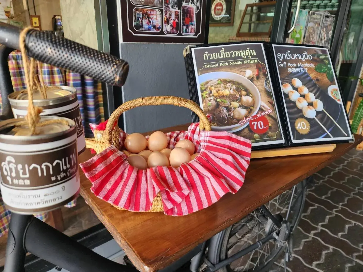 Restaurant/places to eat in Boutique Poo-Yai Lee Restaurant/places to eat in Boutique Poo-Yai Lee