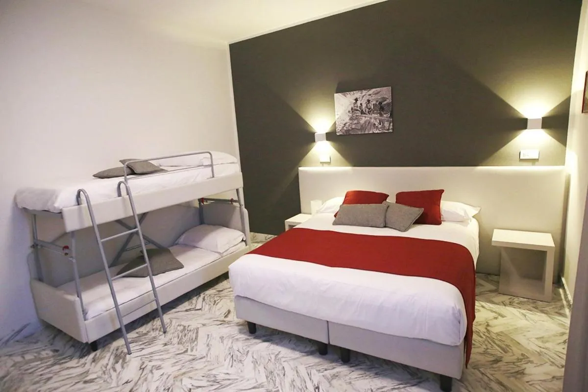 Photo of the whole room, Bed in Mikeme