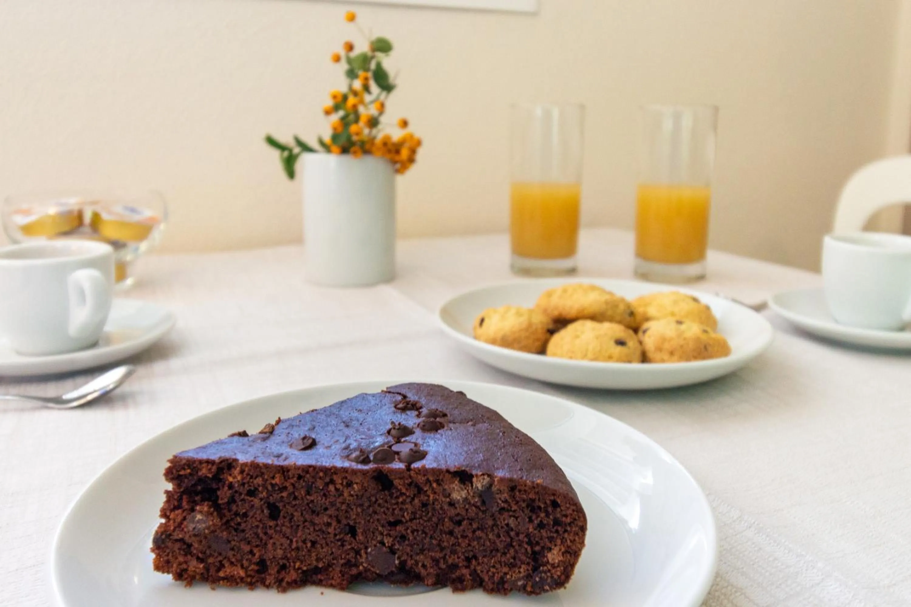 Food and drinks in New Ca'Mea