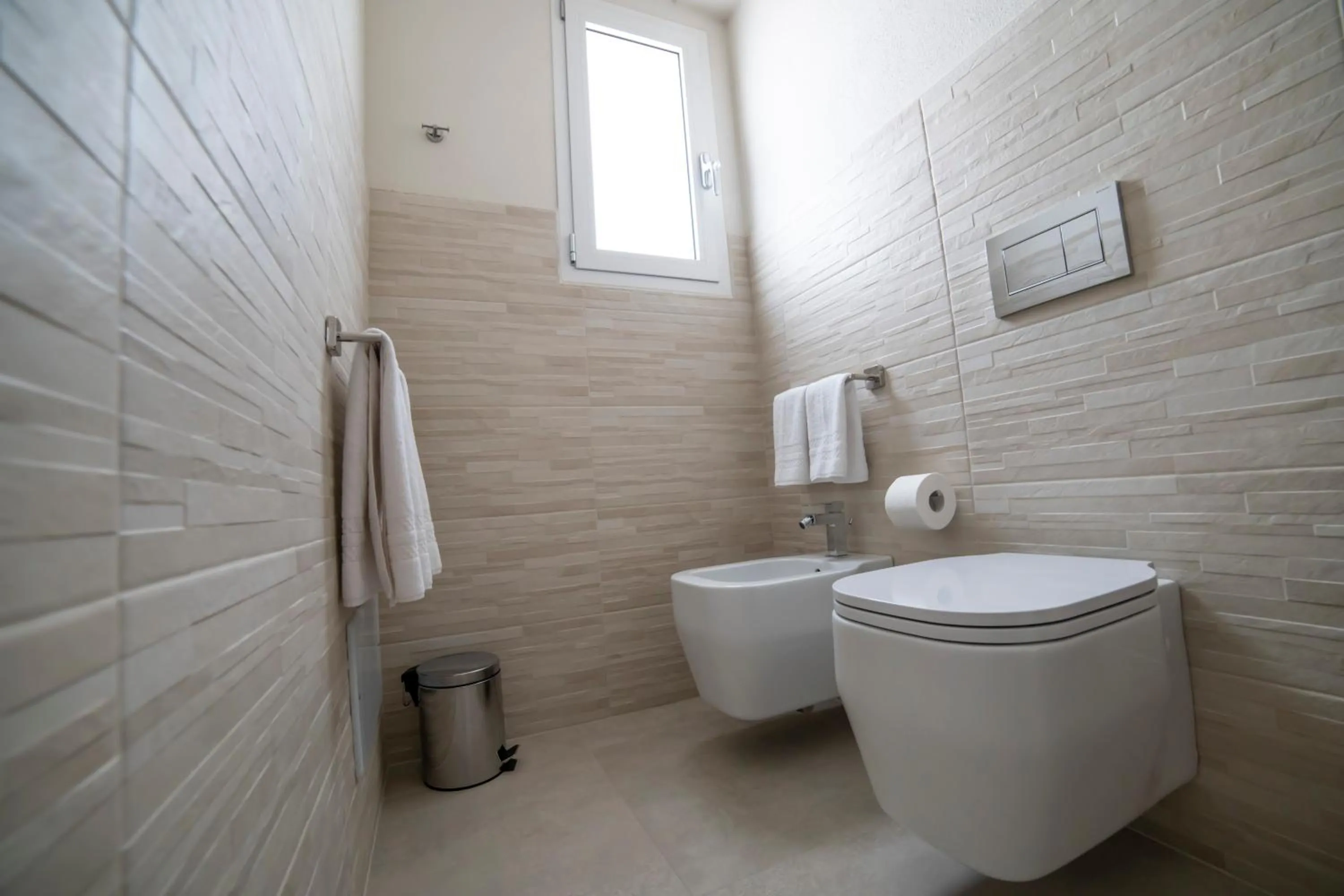 Toilet in New Ca'Mea