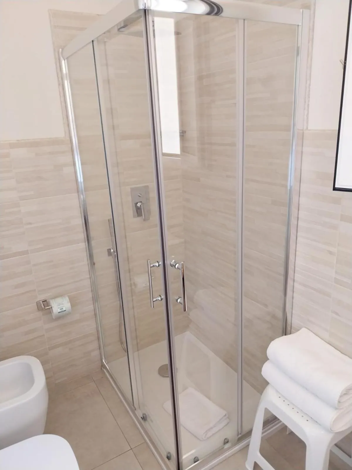 Shower in New Ca'Mea