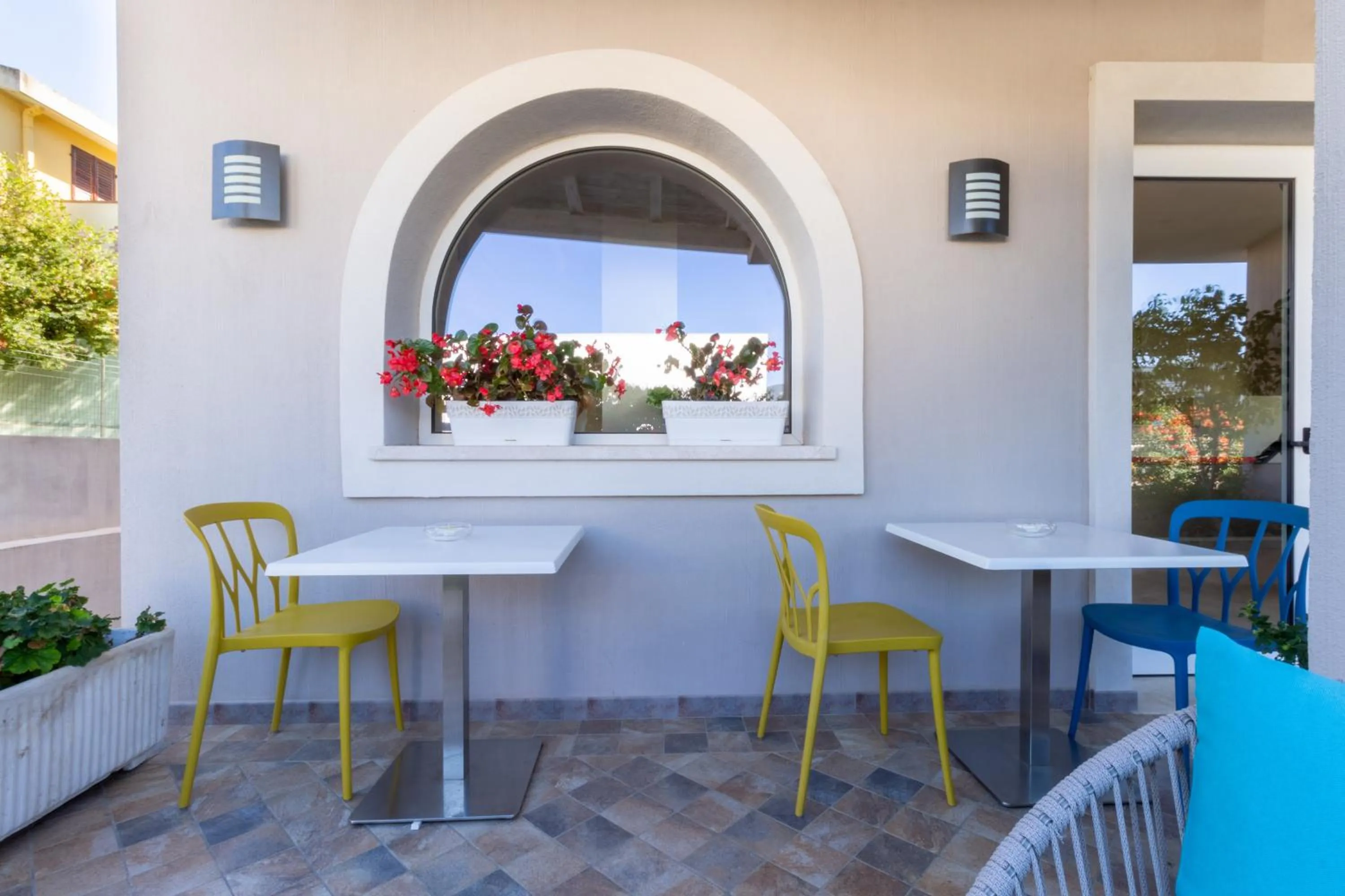 Property building in New Ca'Mea