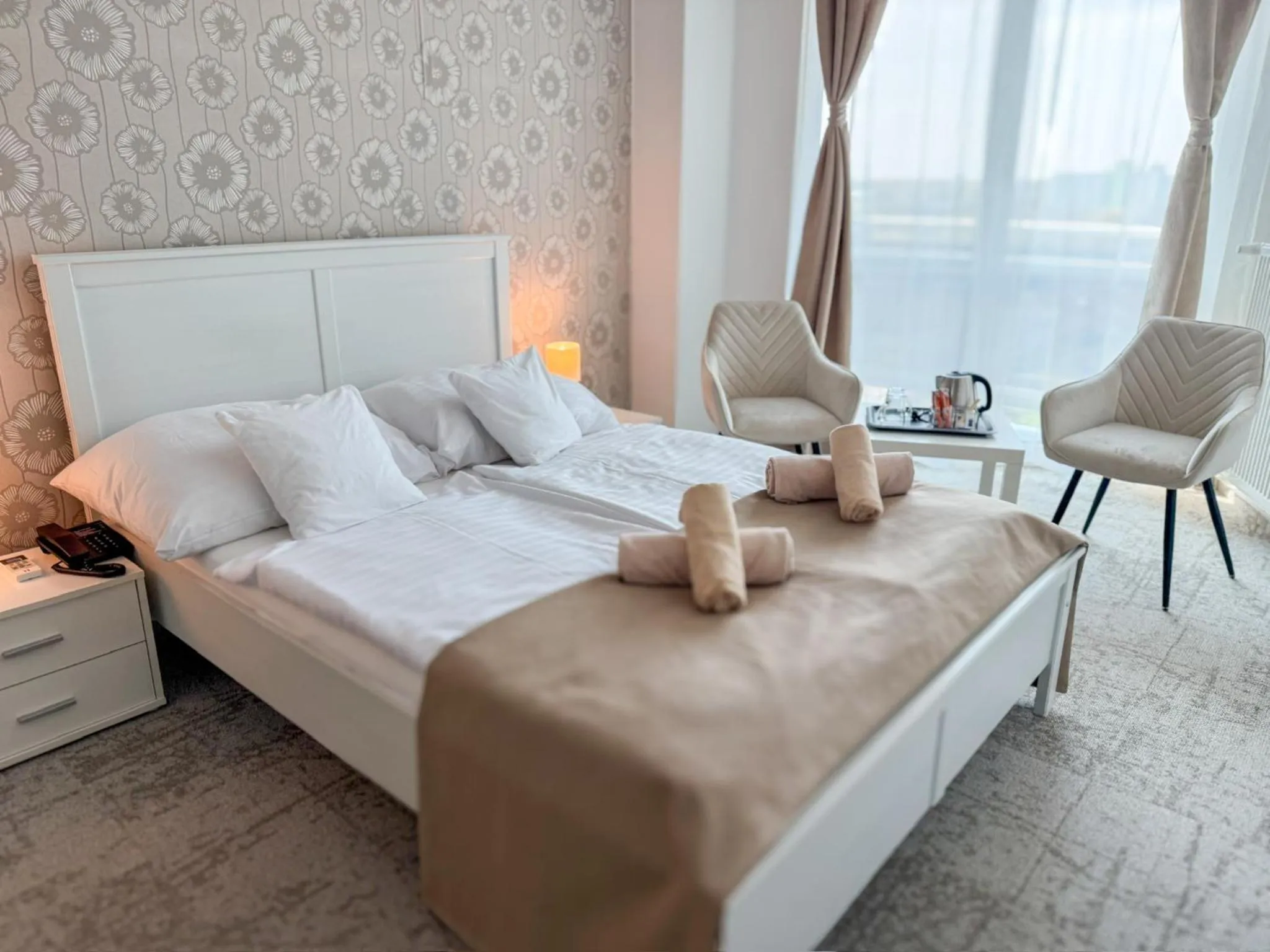 Photo of the whole room, Bed in Hotel Modena