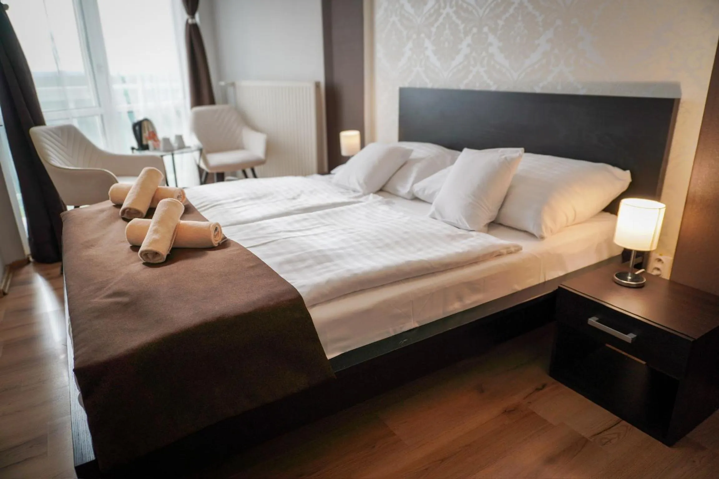 Photo of the whole room, Bed in Hotel Modena