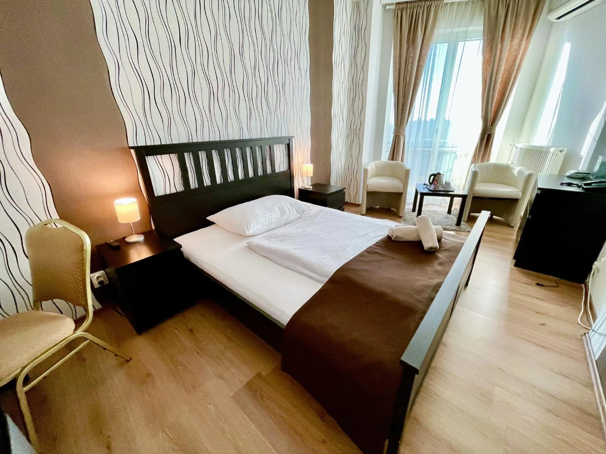 Photo of the whole room, Bed in Hotel Modena