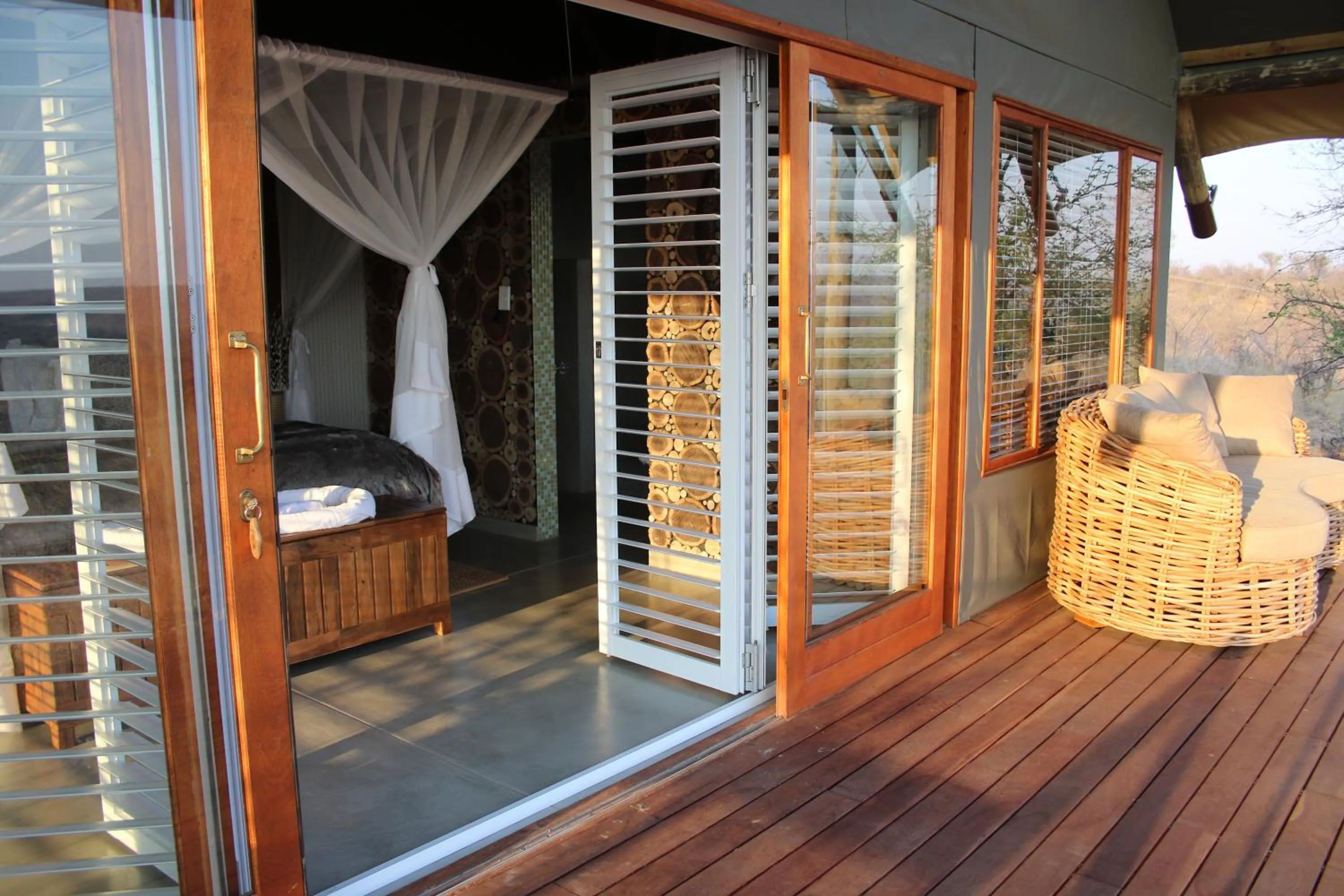 Facade/entrance in isiLimela Game Lodge